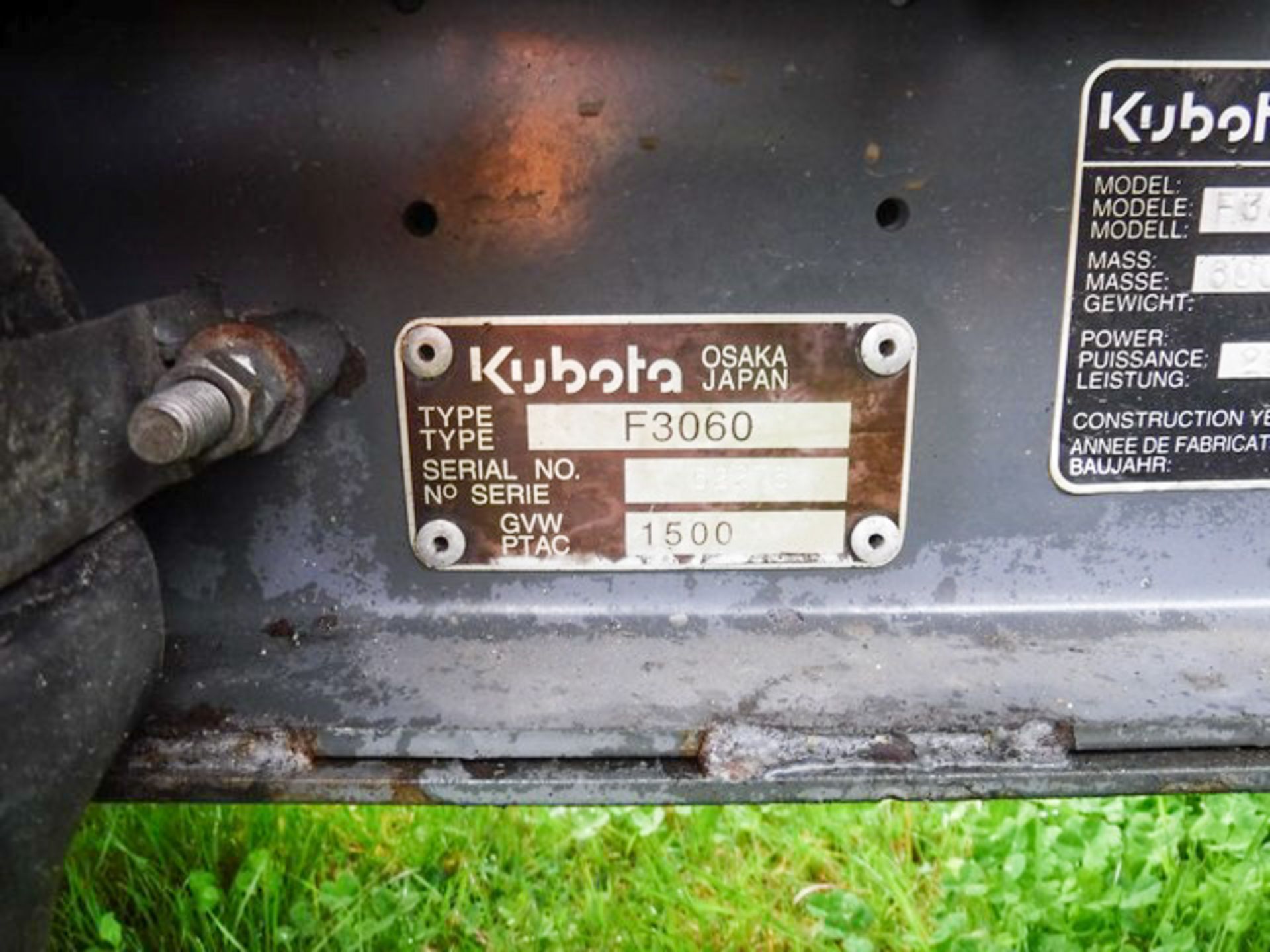 2002 KUBOTA F3060 RIDE ON MOWER, S/N 62276, POWER 22.1KW, 2615HRS (NOT VERIFIED) - Image 11 of 15