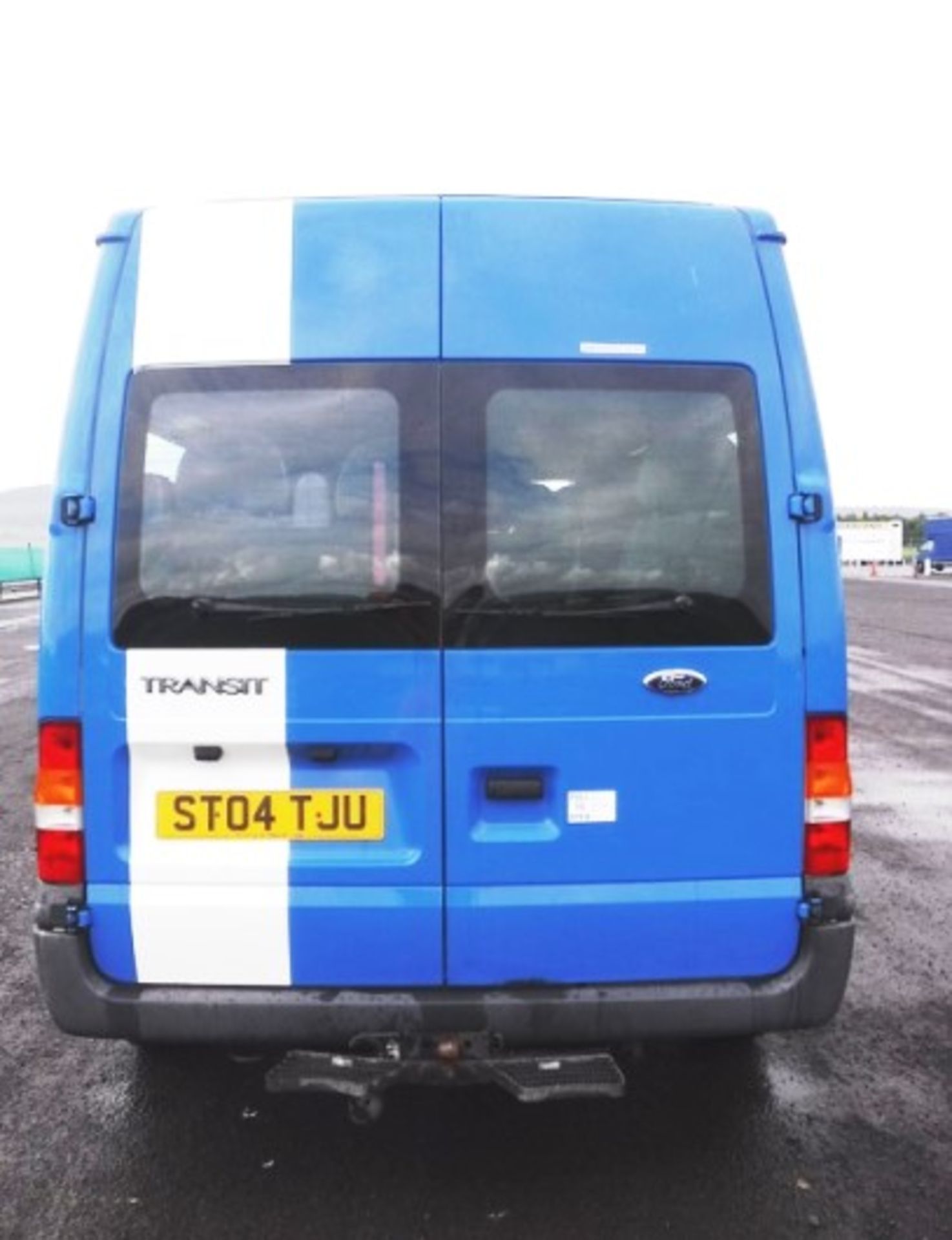 FORD MODEL TRANSIT - 2402cc - Image 15 of 18