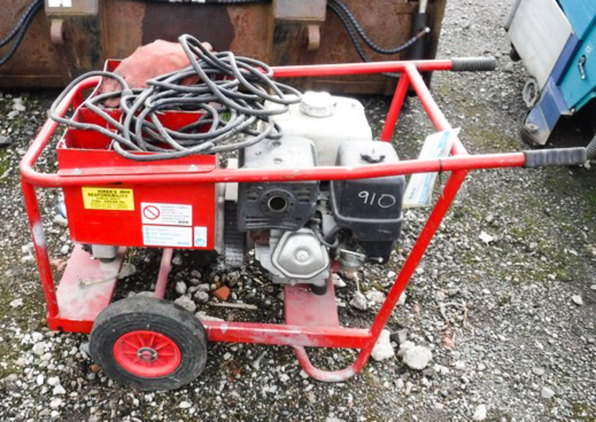 WELDER GENERATOR - HONDA ENGINE (RED FRAME) C/W WITH LEADS