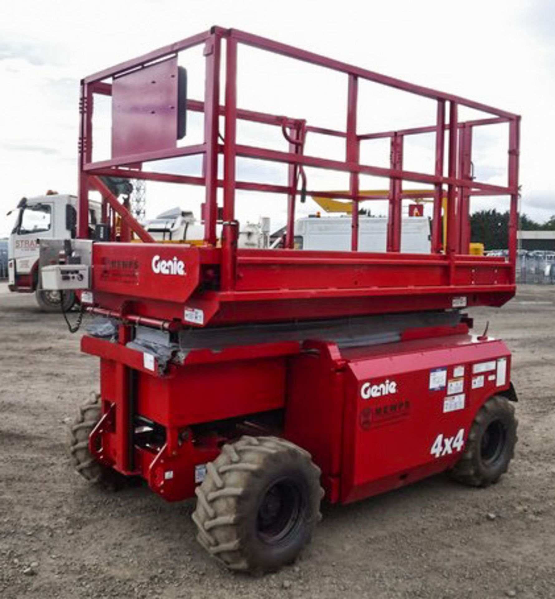 2001 GENIE MODEL 3268, 1944HRS (NOT VERIFIED) HAS BEEN REFURBISHED