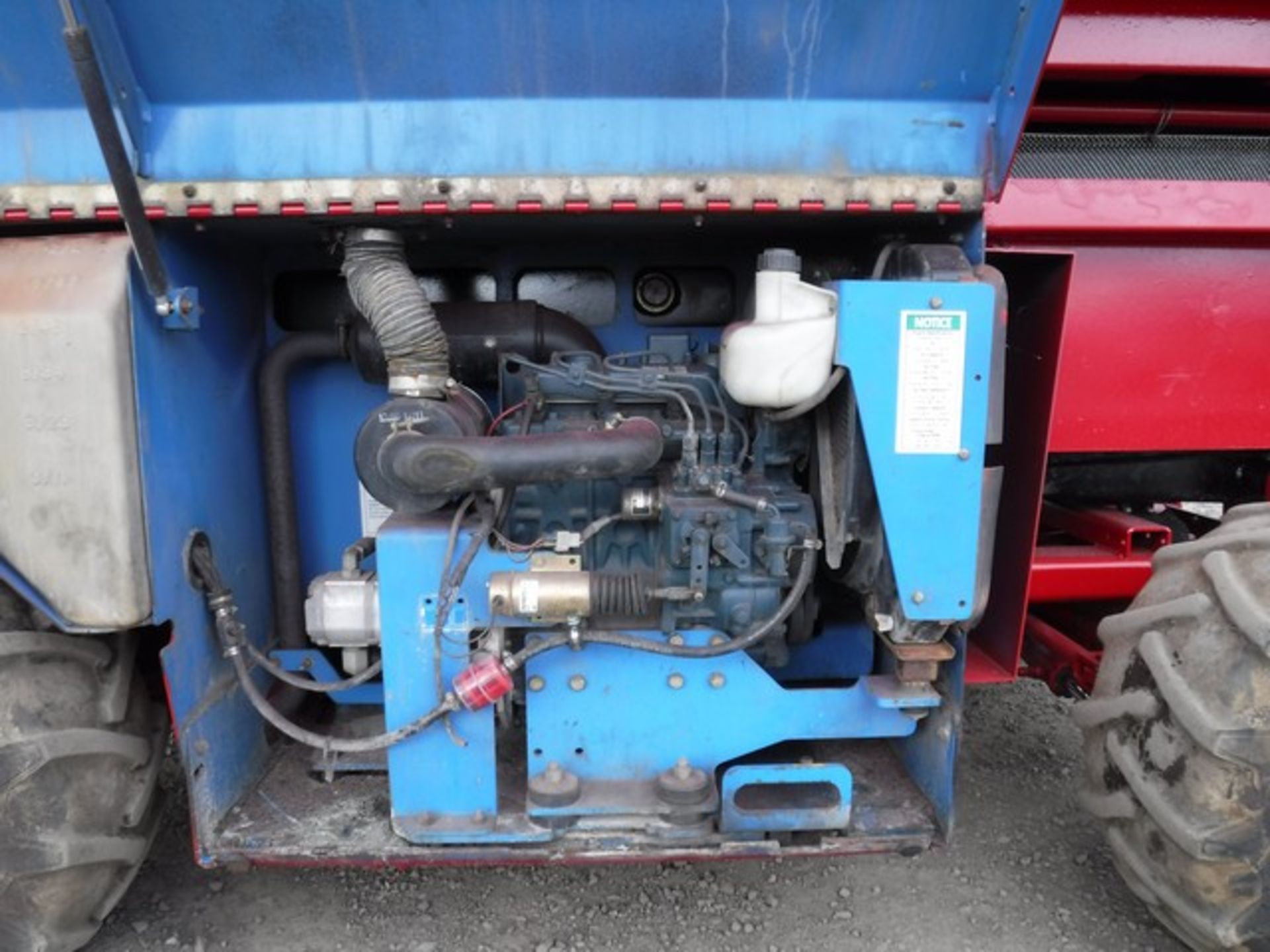 2001 GENIE MODEL 3268, 1944HRS (NOT VERIFIED) HAS BEEN REFURBISHED - Image 8 of 17