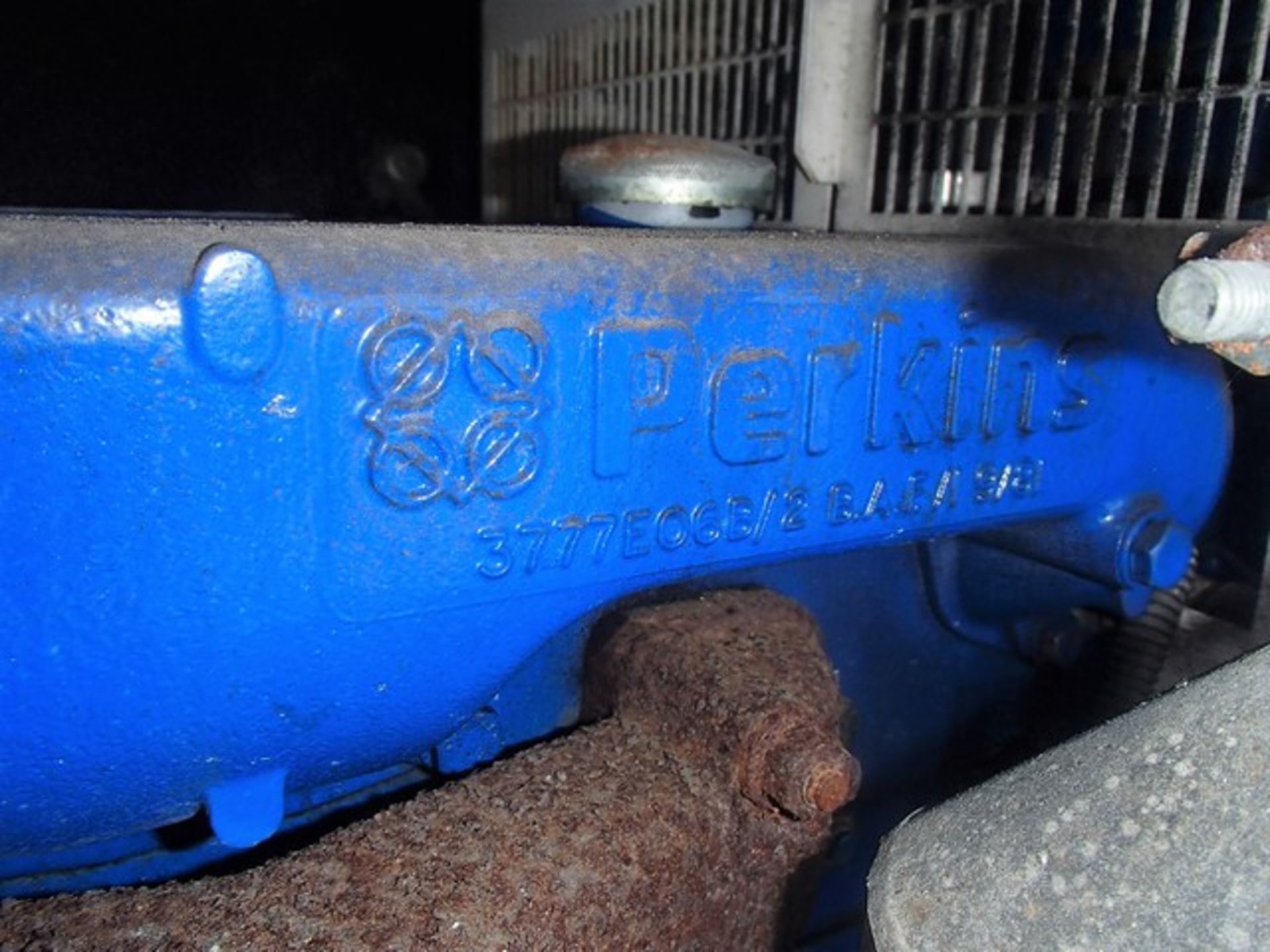 1999 F.G. WILSON GENERATOR, MODEL - P60, PERKINS ENGINE, 60KVA, 905HRS (NOT VERIFIED) S/N E5637E/006 - Image 2 of 16