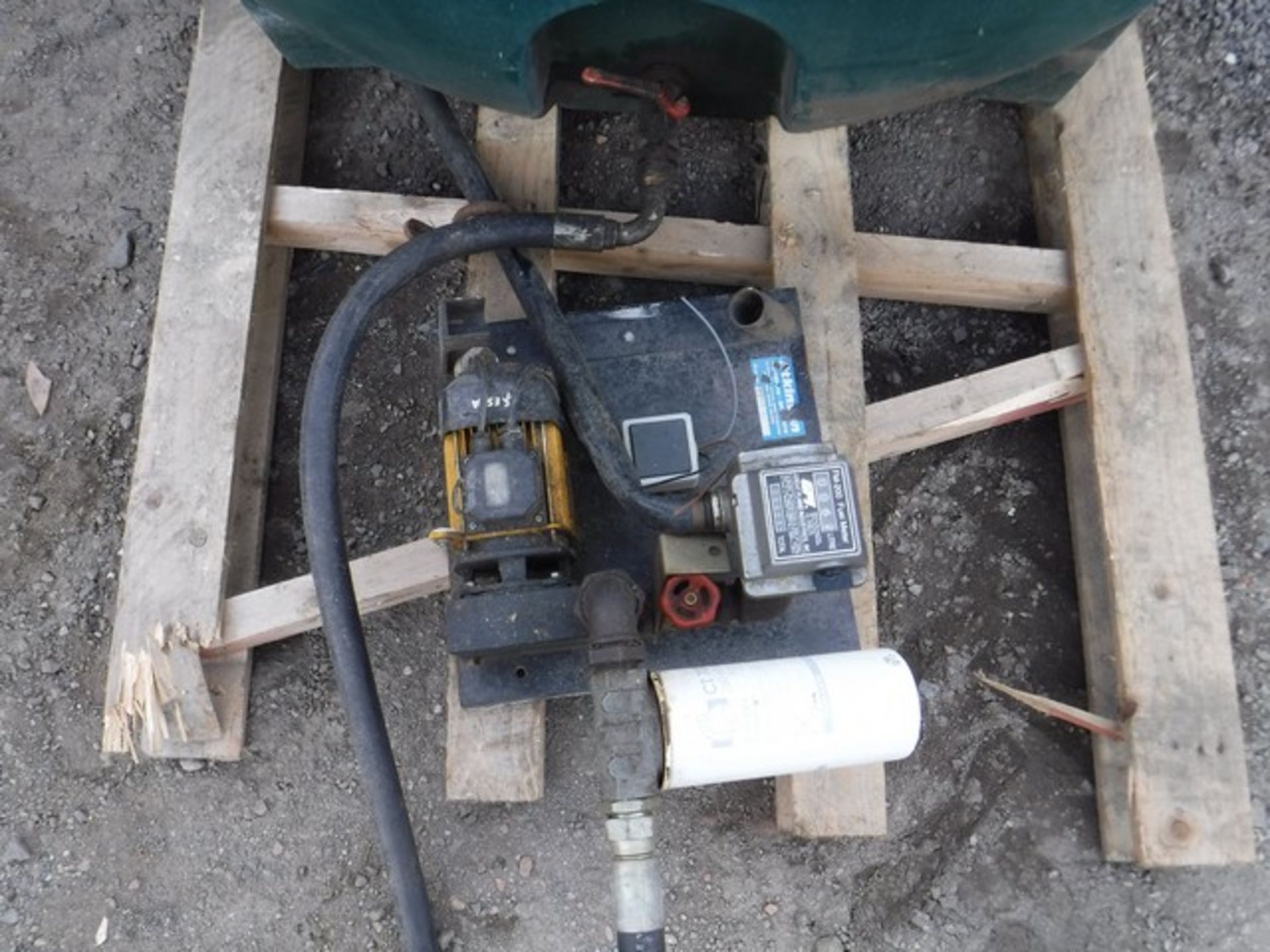 BALMORAL BMH1590 FUEL TANK WITH METERING UNIT** DUE TO BUSINESS REORGANISATION ** - Image 3 of 4