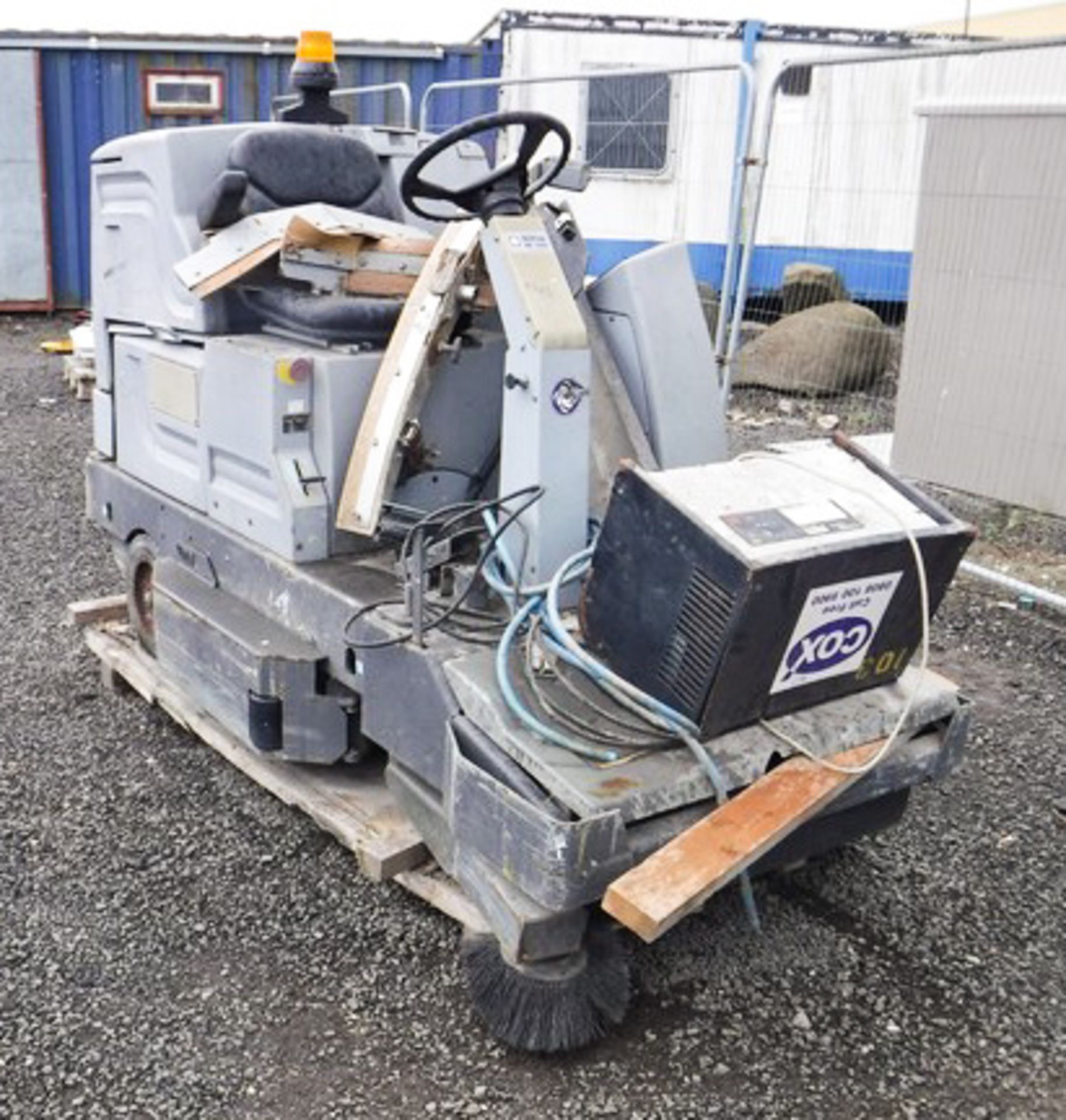 NILFISK BR/1100 SWEEPER, S/N N1500067** DUE TO BUSINESS REORGANISATION **