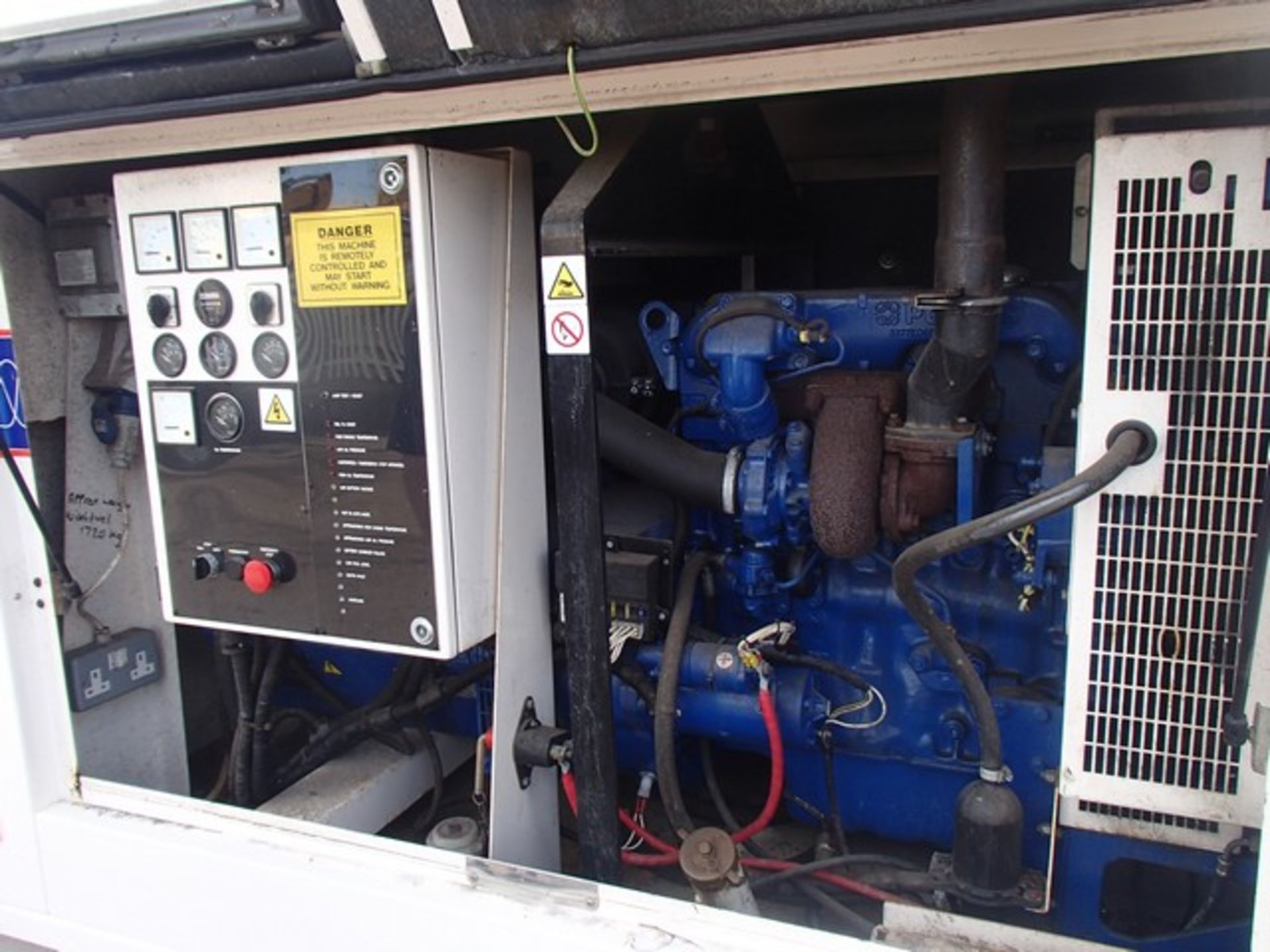 1999 F.G. WILSON GENERATOR, MODEL - P60, PERKINS ENGINE, 60KVA, 905HRS (NOT VERIFIED) S/N E5637E/006 - Image 16 of 16