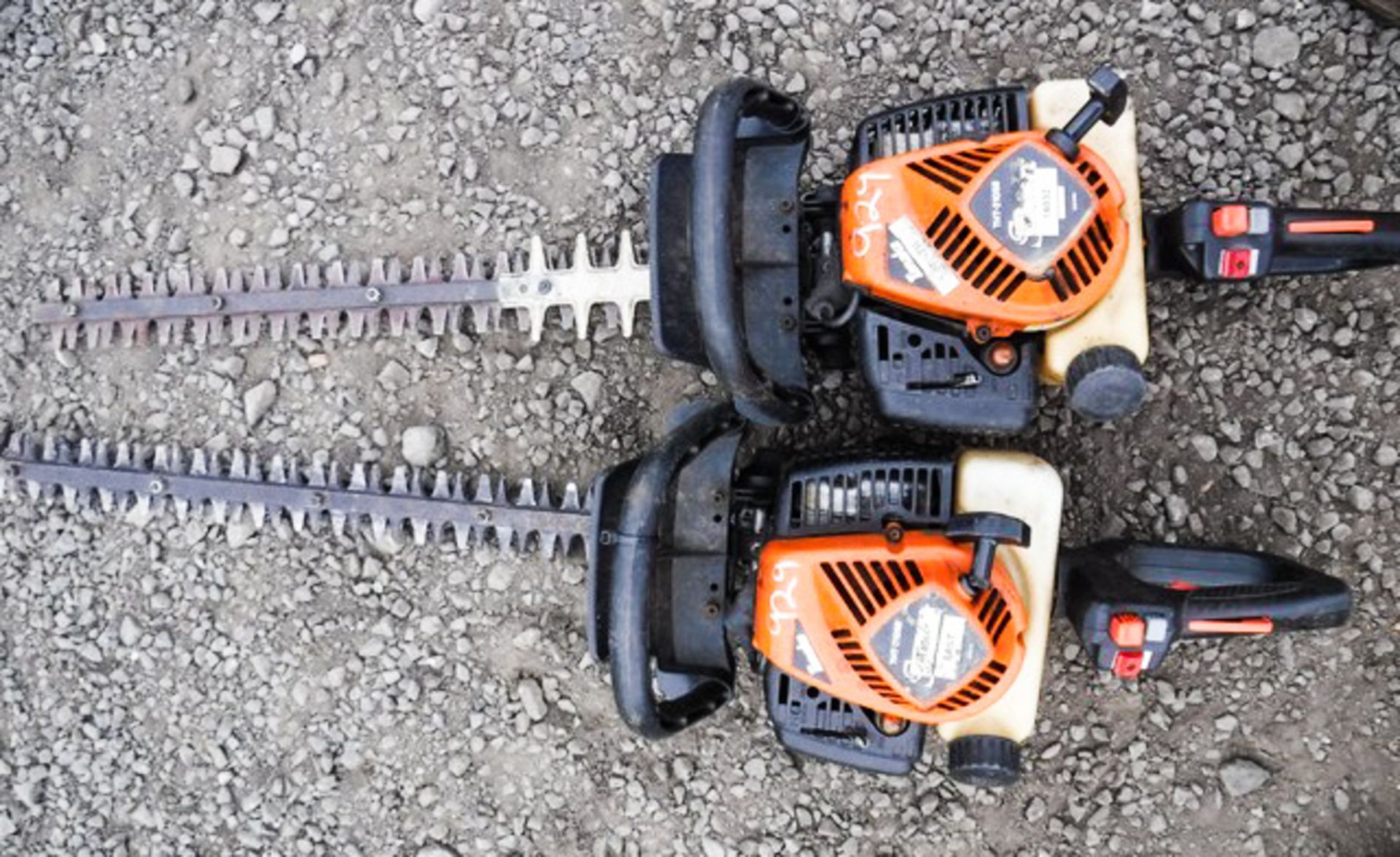 2 X TANAKA HEDGE CUTTERS THT-210SB, F/N 14032 & 14066