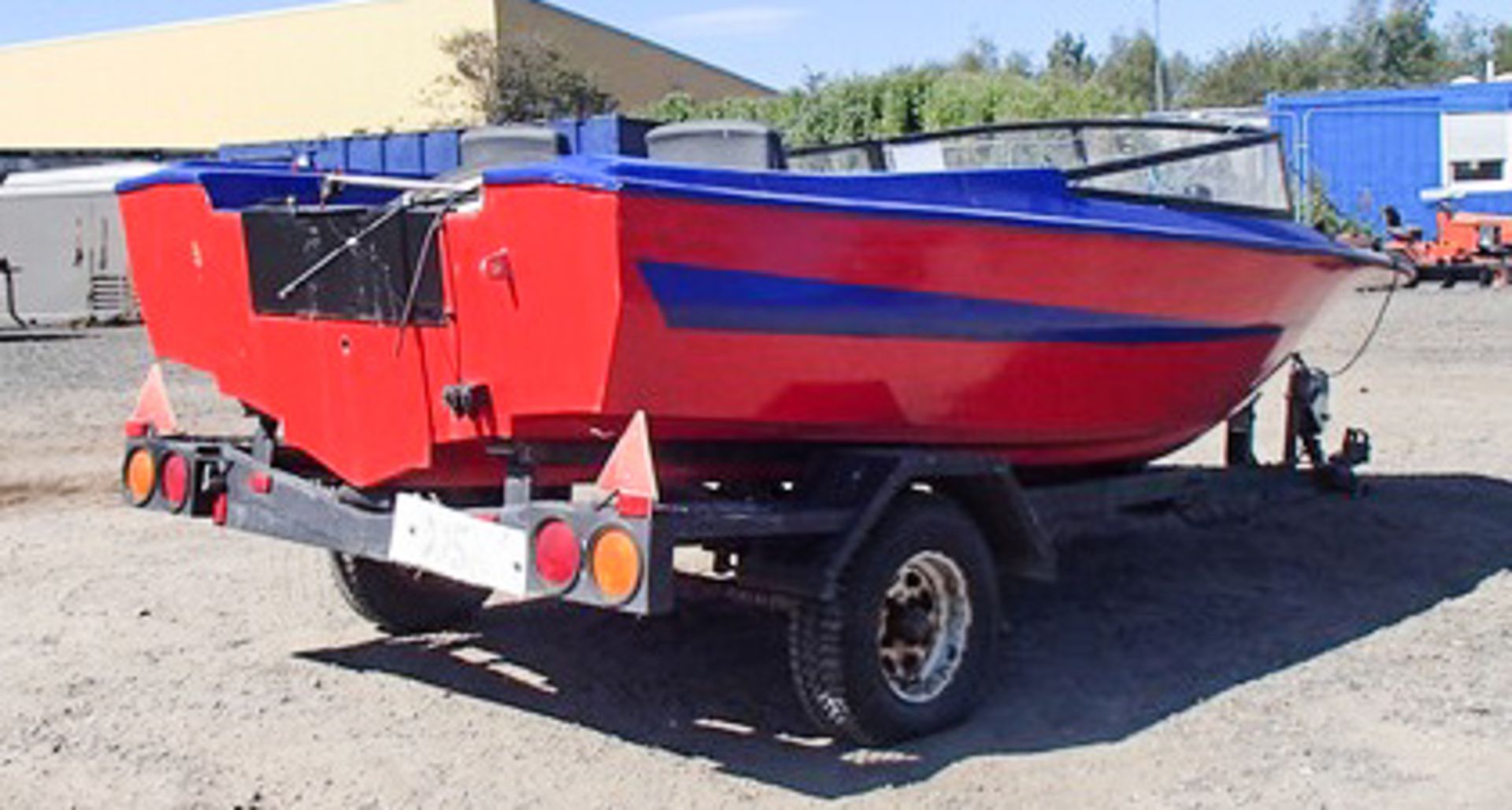 SPEED BOAT & TRAILER WITH SPARE WHEEL - Image 3 of 6