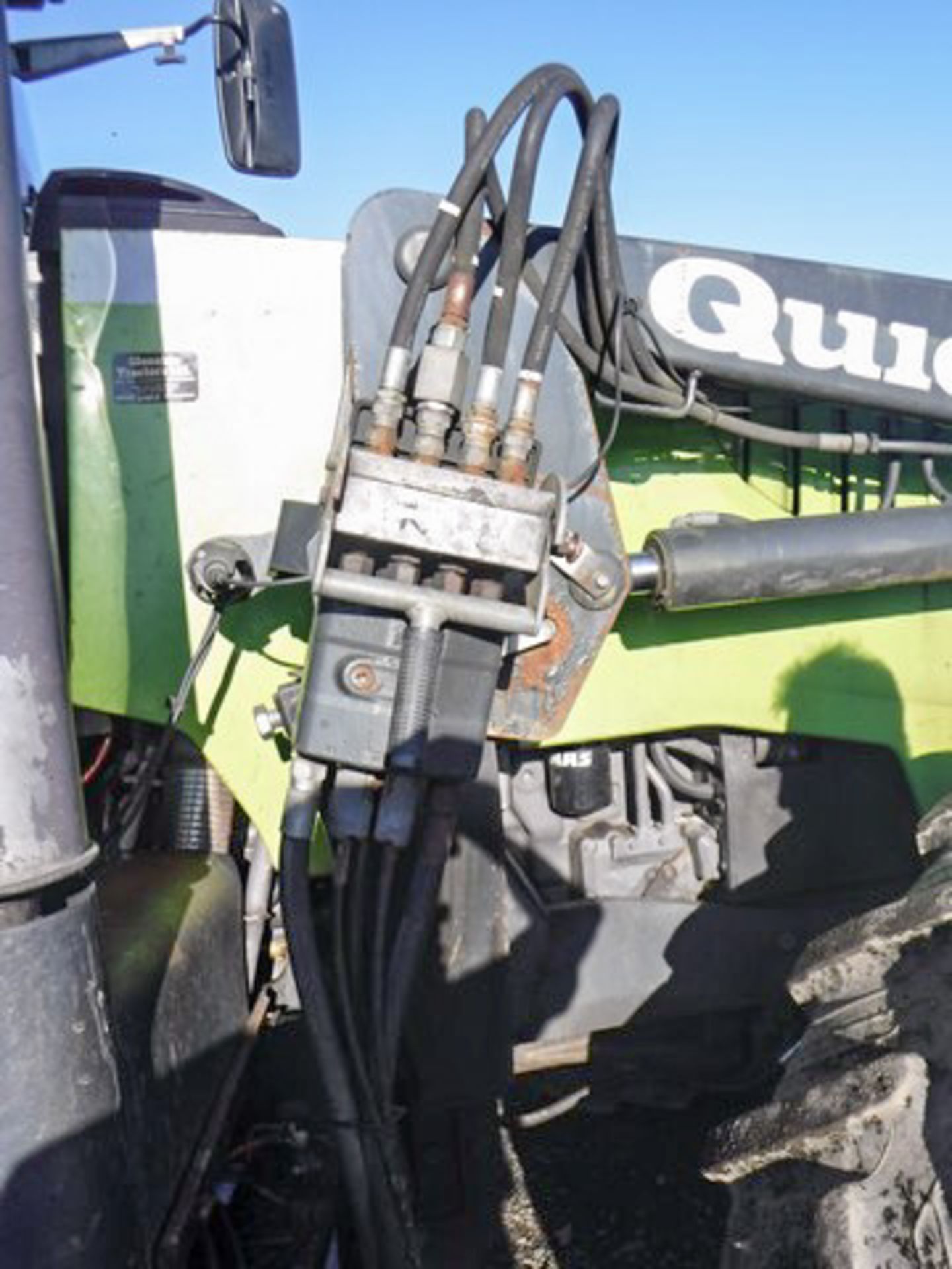 CLAAS ARES 697 ATZ TRACTOR, REG - AY06HRL, 8649HRS (NOT VERIFIED) C/W QUICKQ770 LOADER & BUCKET, HYD - Image 26 of 27