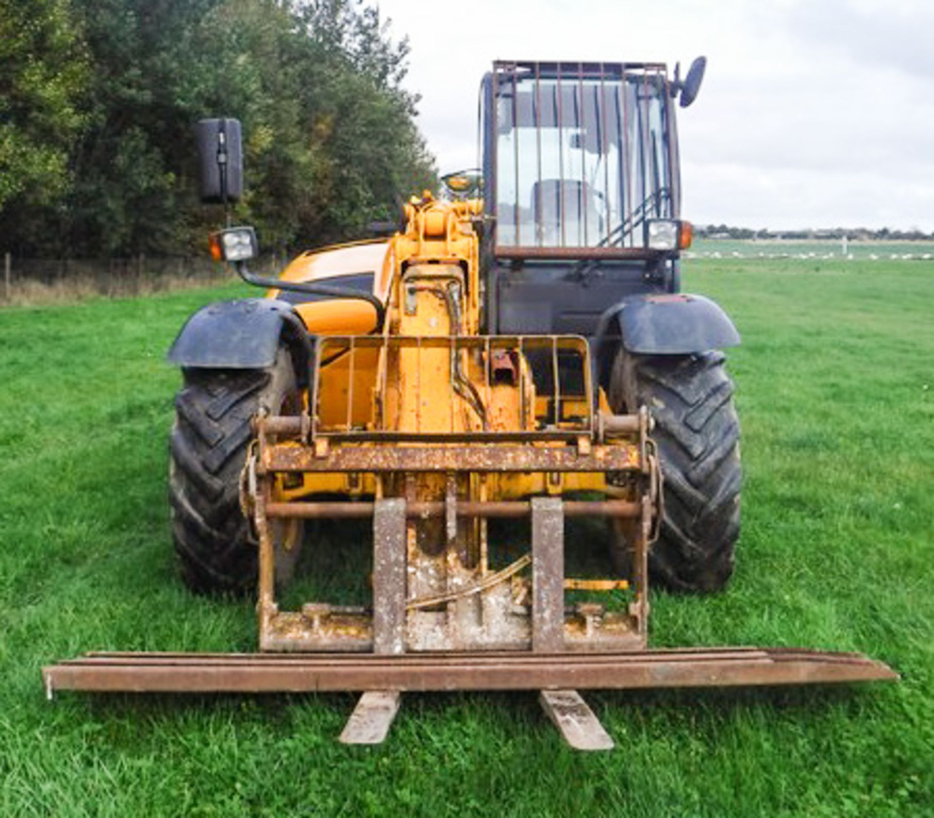 2000 JCB 535 95, S/N SLP53500YE0778936, 5226HRS (NOT VERIFIED), C/W LOADING FORKS, 8FT EXTENSION FOR - Image 12 of 20