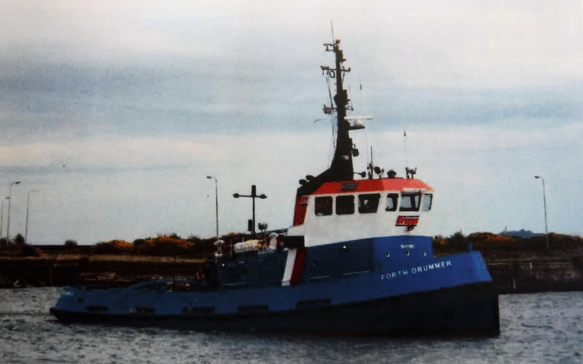 TWIN SCREW COASTAL TUG, WORK BOAT OP CAT2, LENGTH 25.3M, BEAM 7M, DRAFT 2.7M, GROSS TONNAGE 114, MA