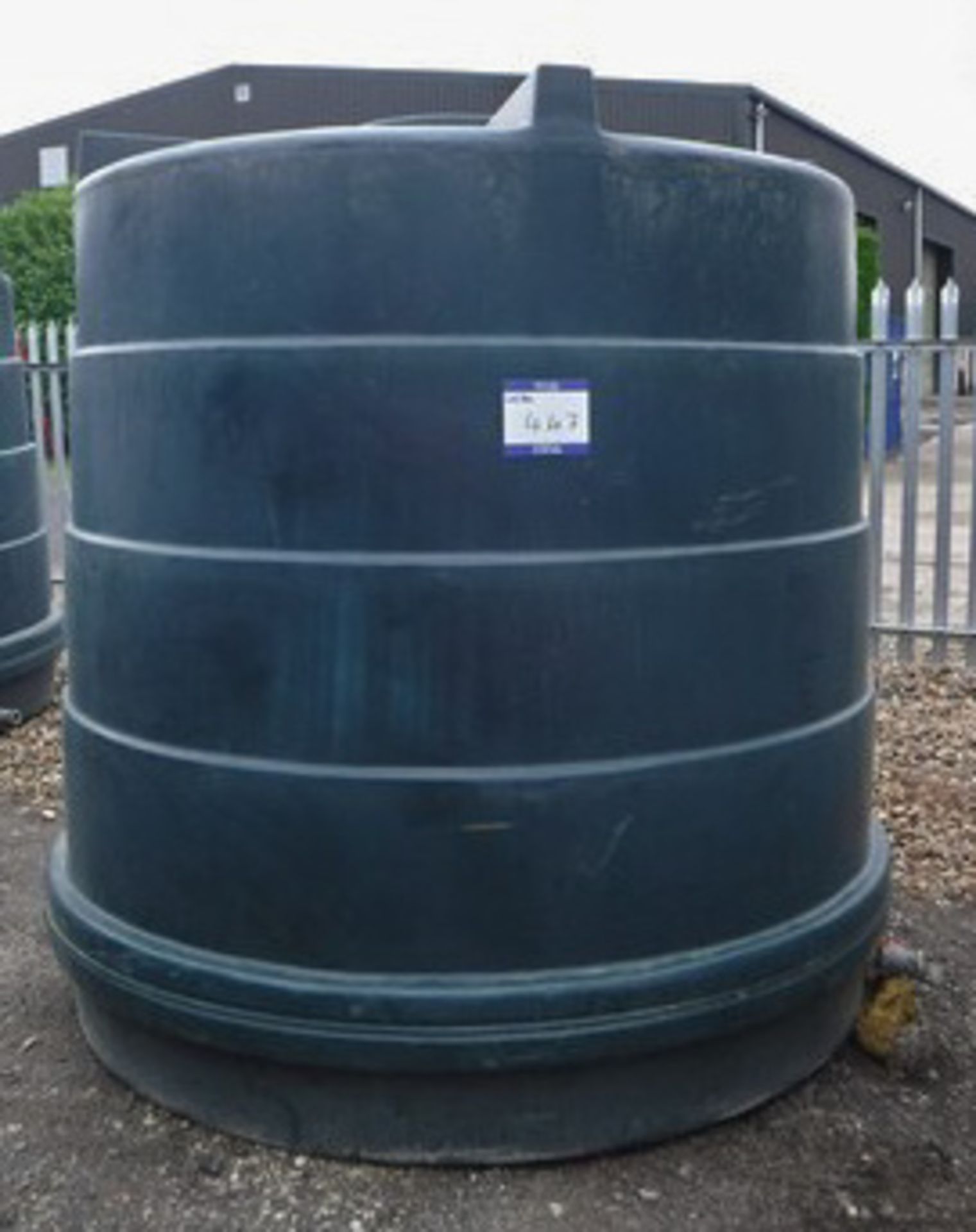 1 X ROUND DIESEL TANK, 2000L