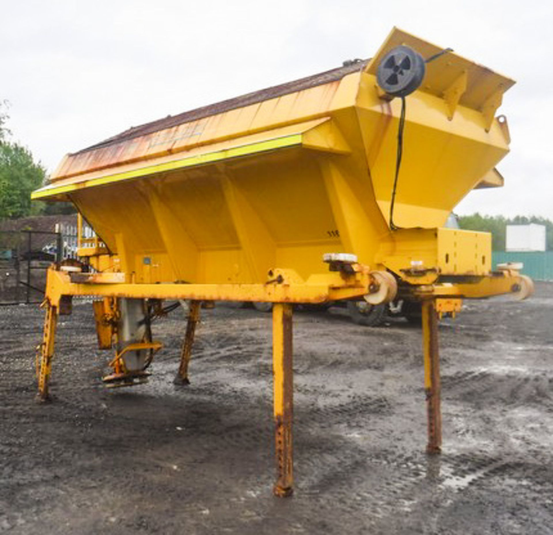 2008 ECON DEMOUNTABLE SPREADER, MODEL - W2COVJ46, S/N 37967 PLANT NO 11636, UNLADEN WEIGHT 1855KG - Image 2 of 5