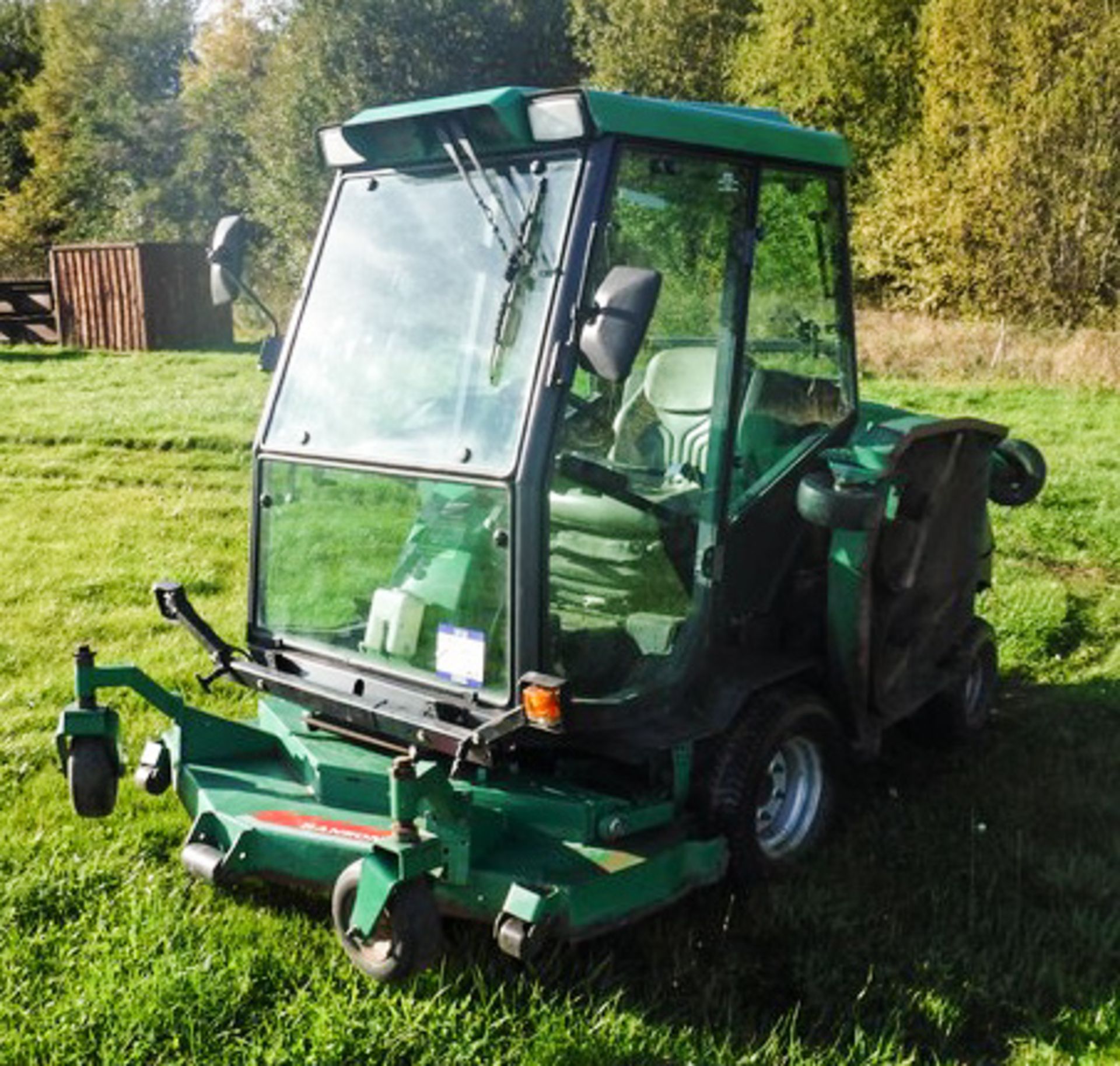 2006 RANSOME HF6010 BATWING ROTARY MOWER, CUTS APPROX 10FT 6INCHS, PERKINS 6 CYLINDER ENGINE, REG KX