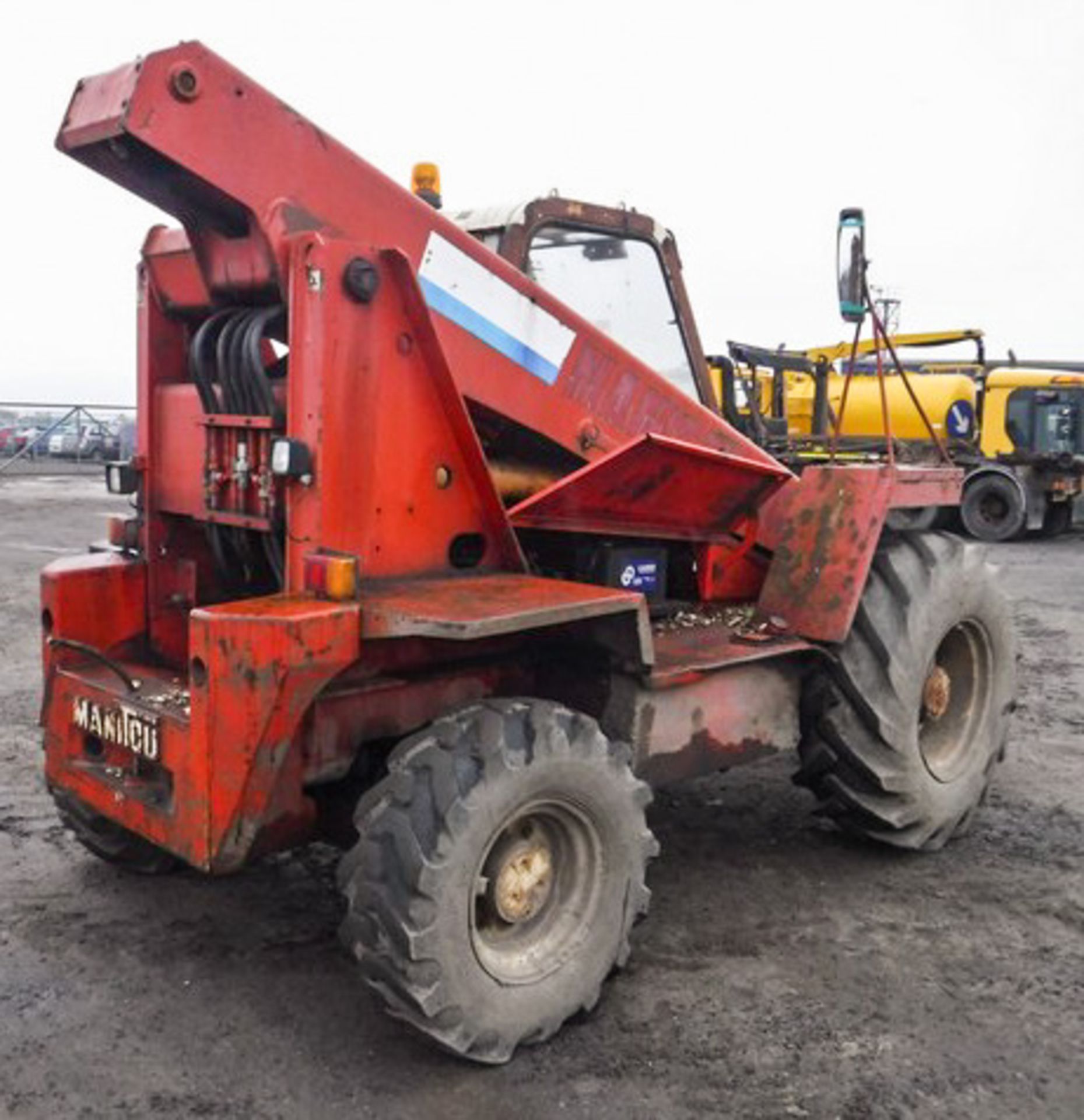 1989 MANITOU TURBO, MODEL - MT425CPT, SERIES 2, CHASSIS 185836, 5693HRS (NOT VERIFIED) ** 10% BUYERS - Image 11 of 15