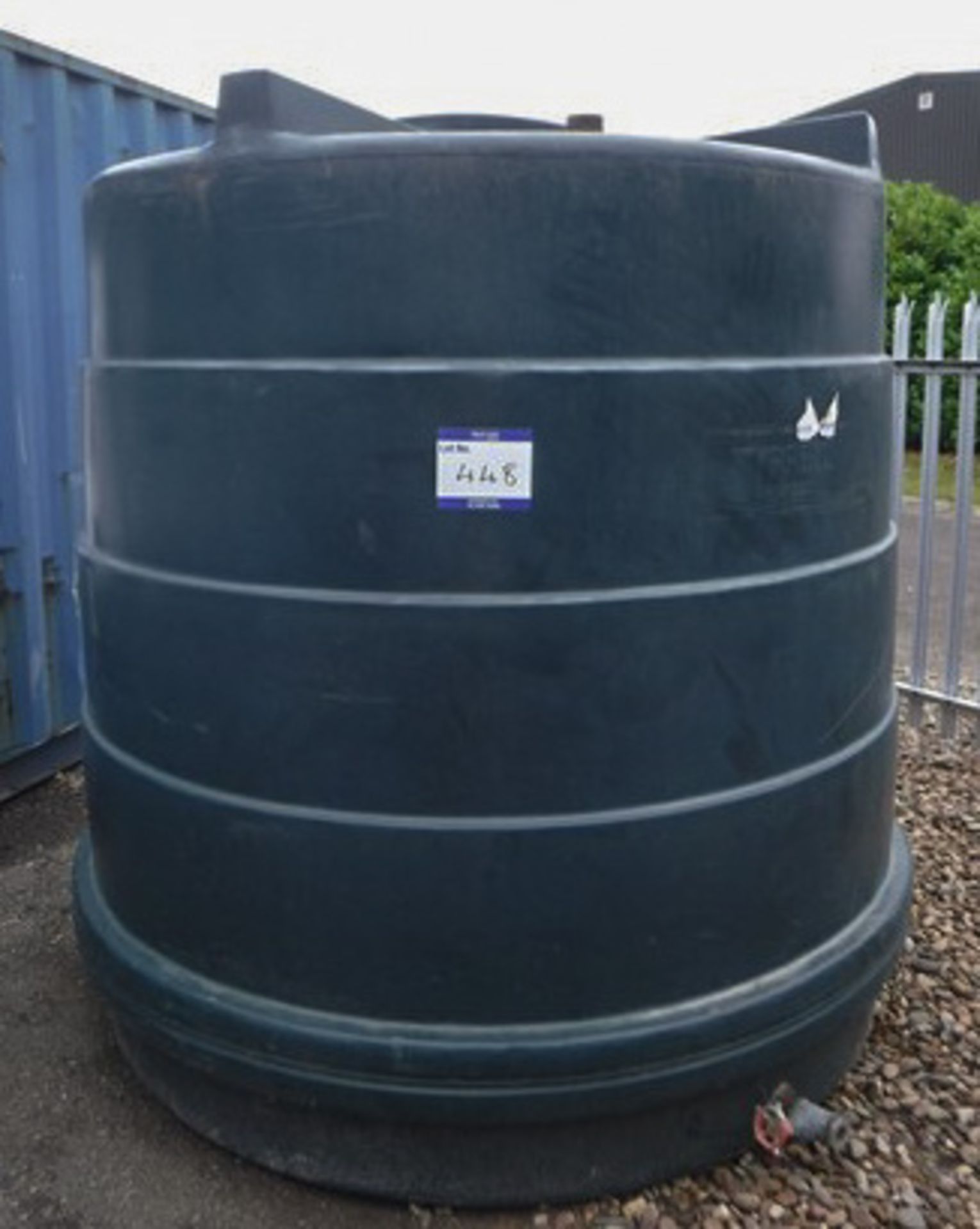 1 X ROUND DIESEL TANK, 2000L