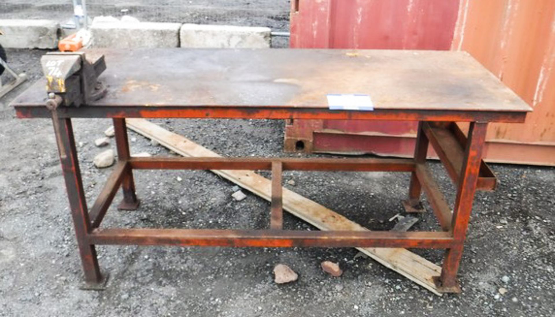 METAL WORKBENCH