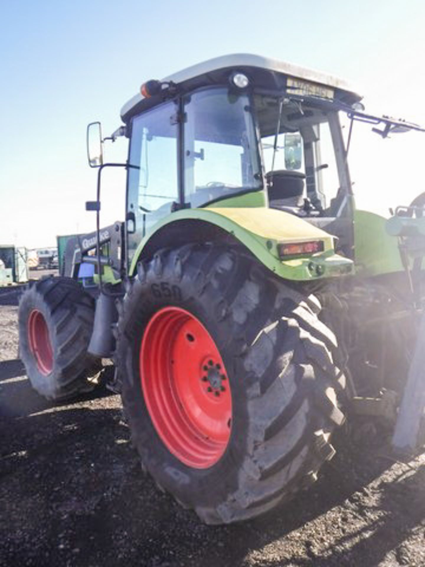 CLAAS ARES 697 ATZ TRACTOR, REG - AY06HRL, 8649HRS (NOT VERIFIED) C/W QUICKQ770 LOADER & BUCKET, HYD - Image 22 of 27