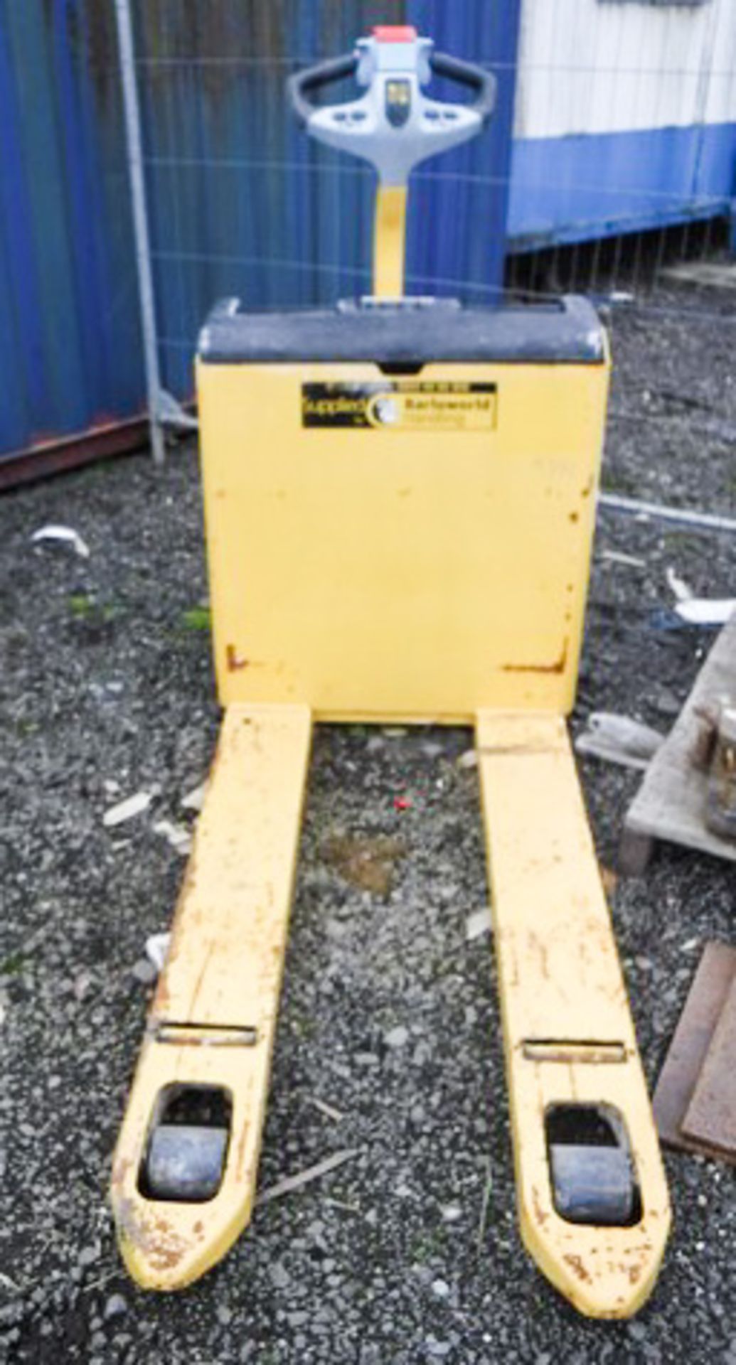 BARLOWORLD PALLET HYSTER, MODEL P1.6, 225KG MAX