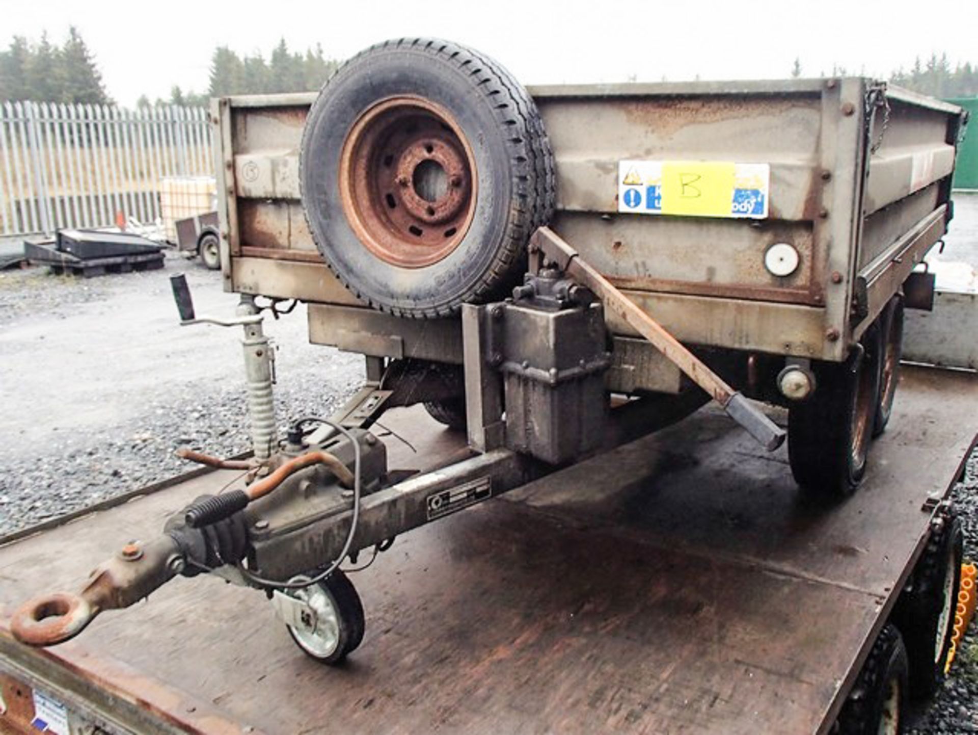 8' X 5' CONWAY DROPSIDE TIPPING TRAILER TWIN AXLE, MODEL TT2600, S/N TA10252, ASSET 758-4307