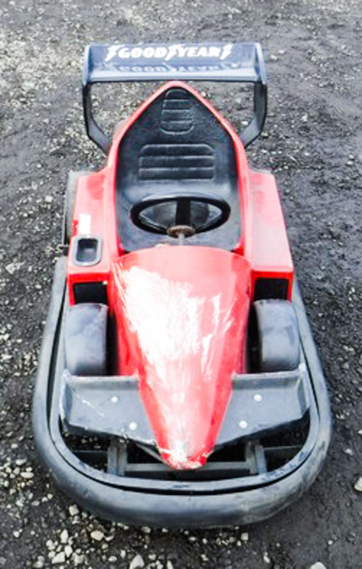 CHILDRENS RED F1 BUMPER CAR, NO 27, 12V