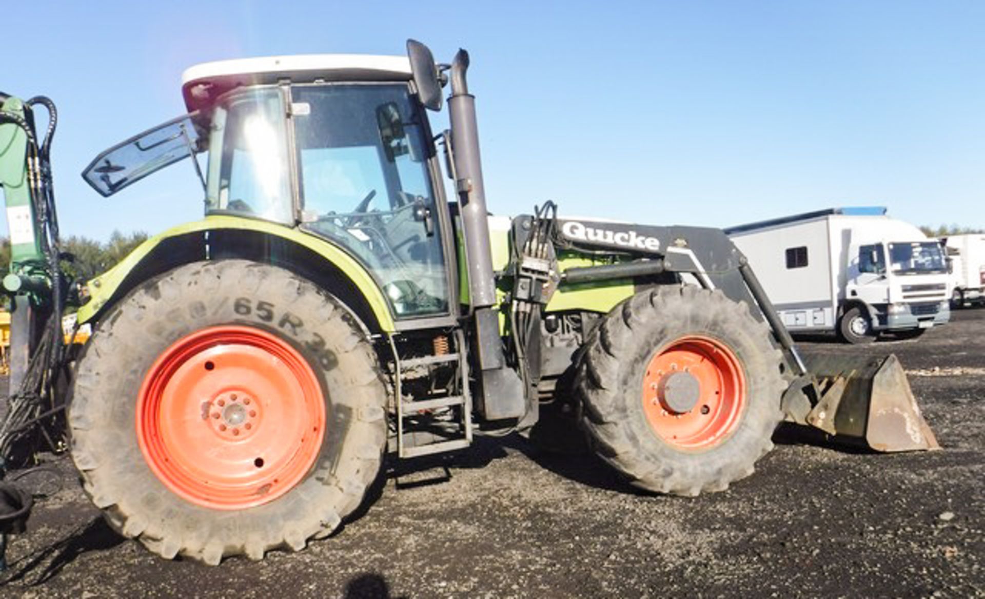 CLAAS ARES 697 ATZ TRACTOR, REG - AY06HRL, 8649HRS (NOT VERIFIED) C/W QUICKQ770 LOADER & BUCKET, HYD - Image 12 of 27