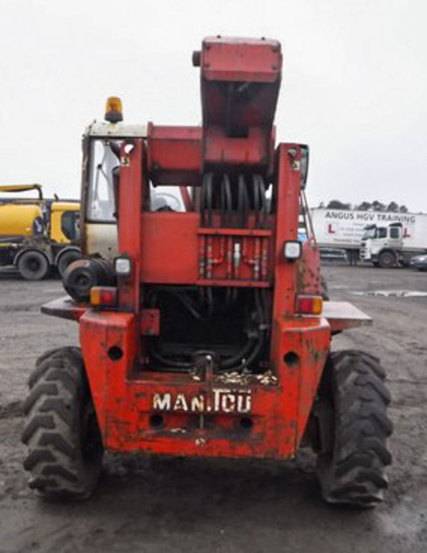 1989 MANITOU TURBO, MODEL - MT425CPT, SERIES 2, CHASSIS 185836, 5693HRS (NOT VERIFIED) ** 10% BUYERS - Image 12 of 15