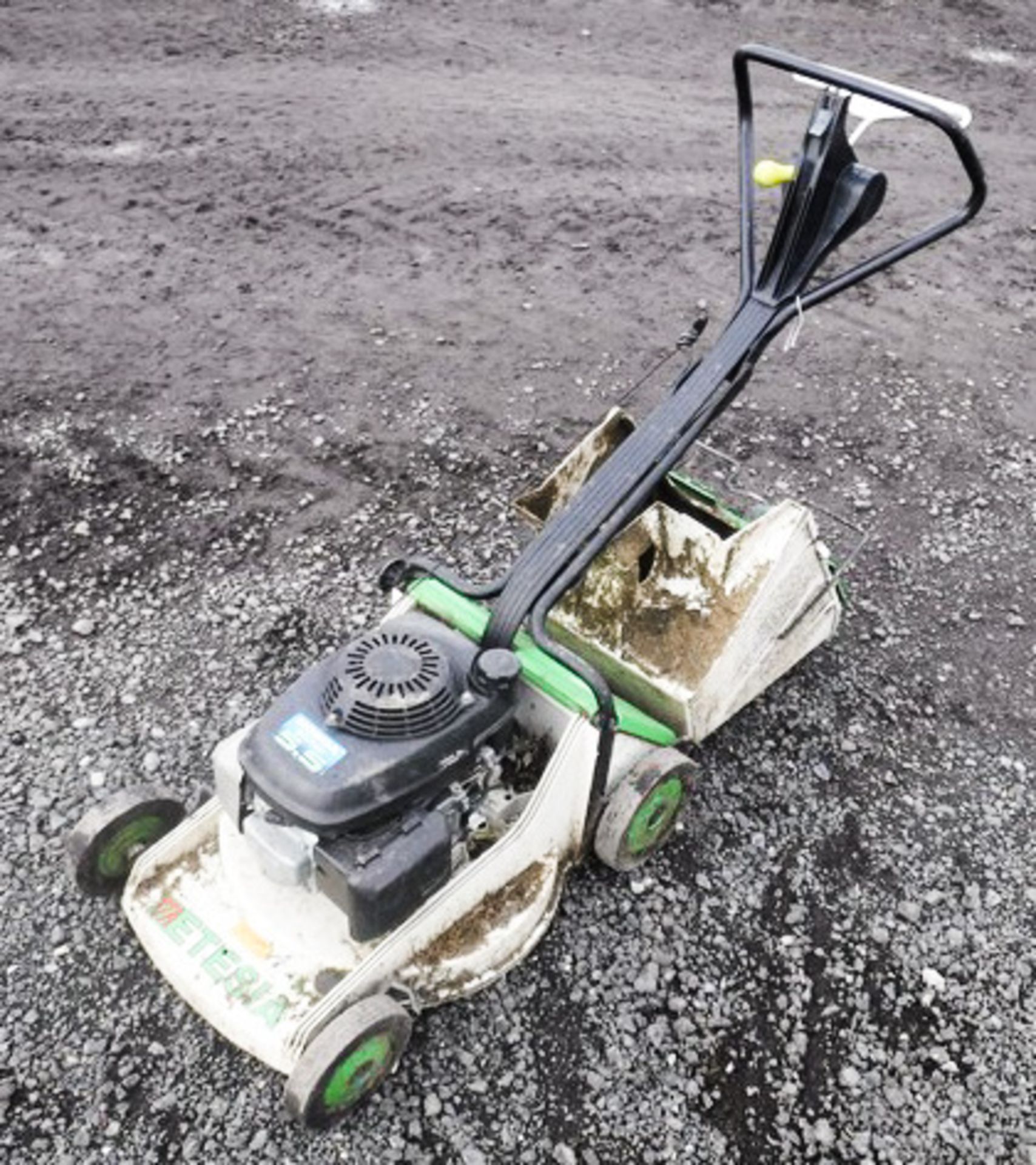 ETESIA PETROL MOWER WITH HONDA ENGINE & GRASSBOX