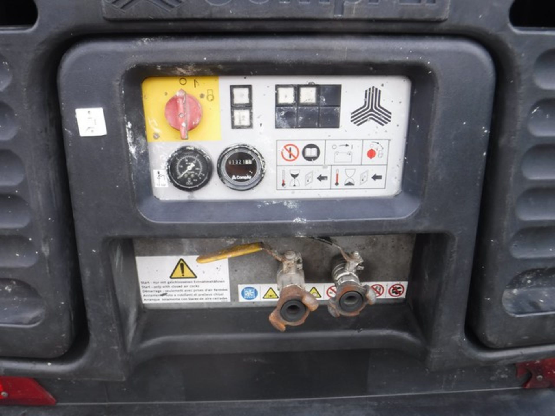 2005 COMPAIR COMPRESSOR C32, MODEL TYPE DCT0406, 1321HRS (NOT VERIFIED) - Image 3 of 6