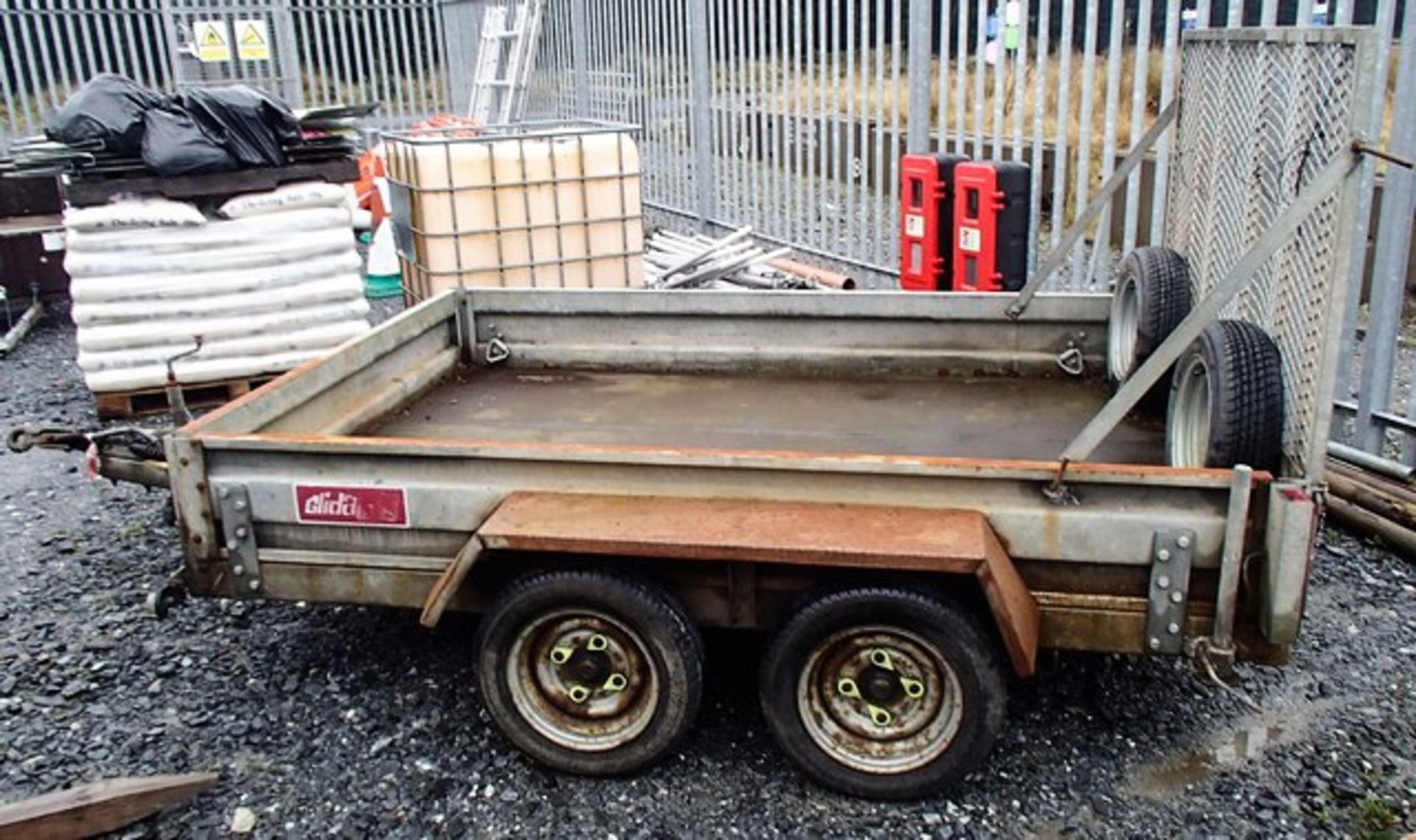 8' X 5'6" CONWAY TWIN AXLE GROUNDCARE / PLANT TRAILER, C/W 2 SPARE TYRES, MODEL LL2000, S/N PAO8829, - Image 2 of 5