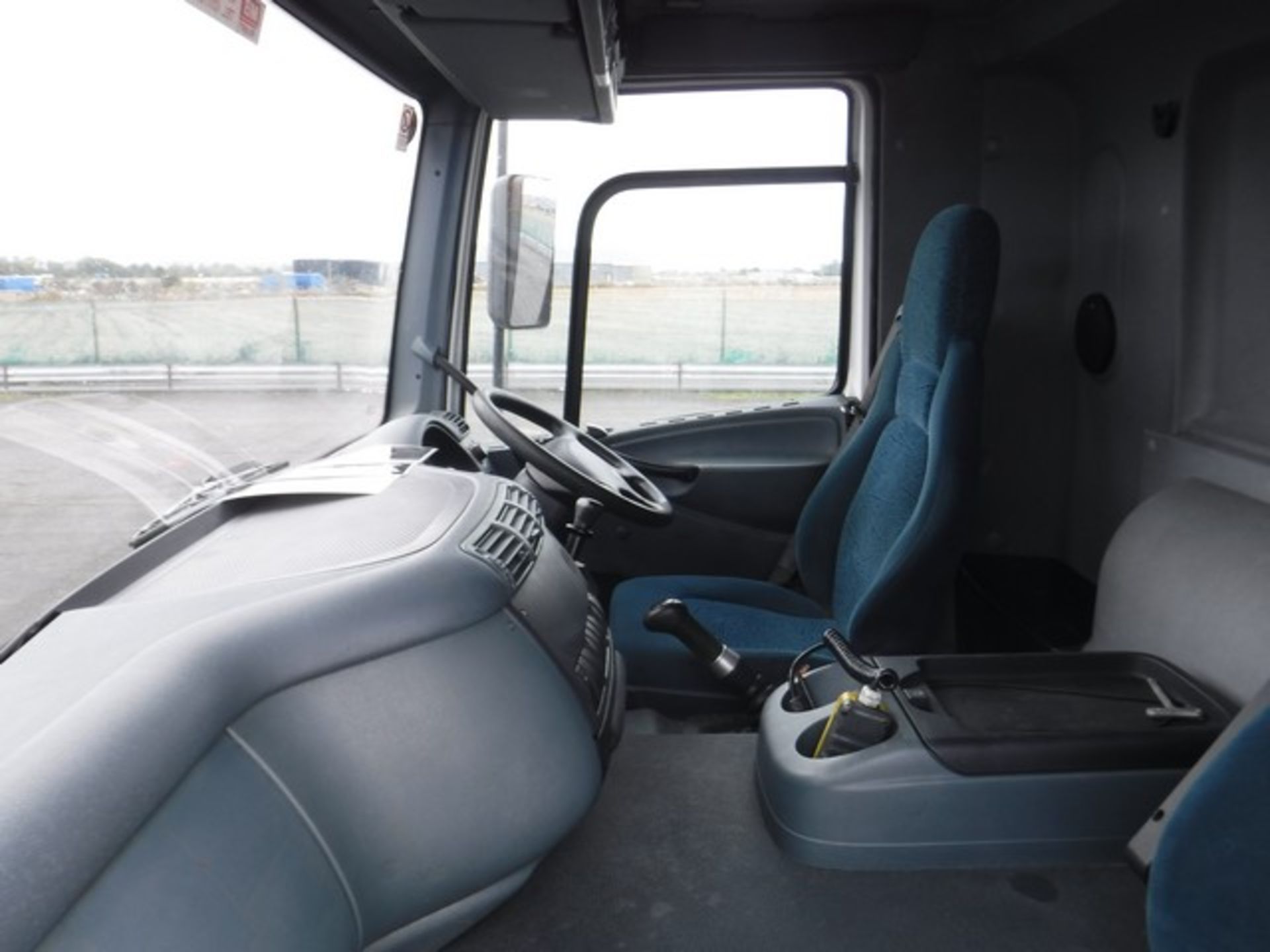 DAF TRUCKS MODEL FA CF65.220 - 5880cc - Image 15 of 34