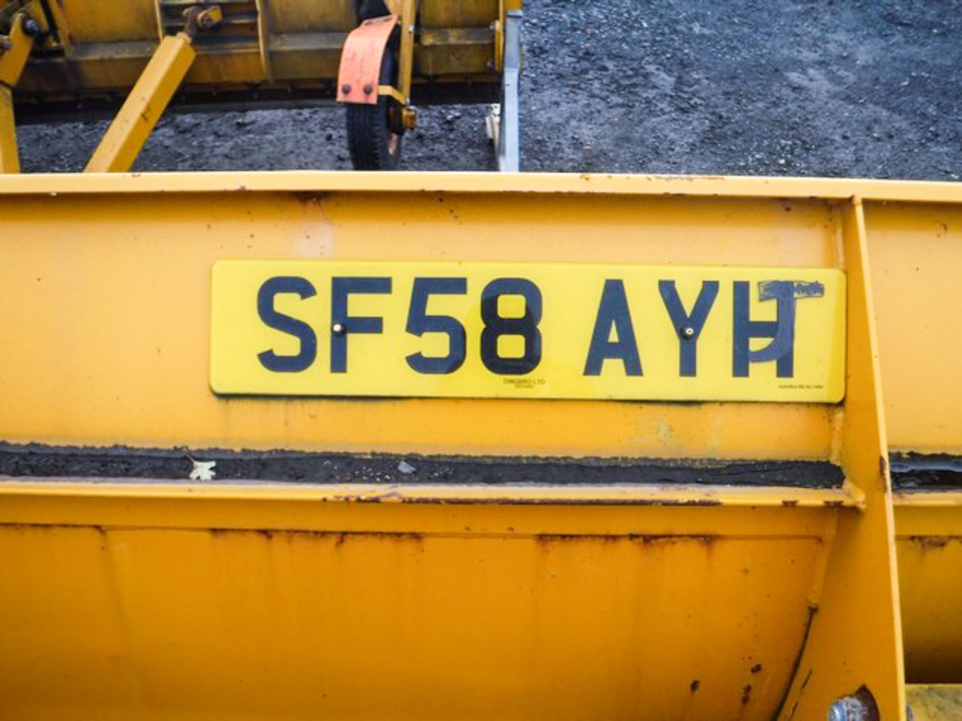 10FT X 4FT CUTHBERTSON SNOW PLOUGH BLADE, LORRY MOUNTED - Image 2 of 3