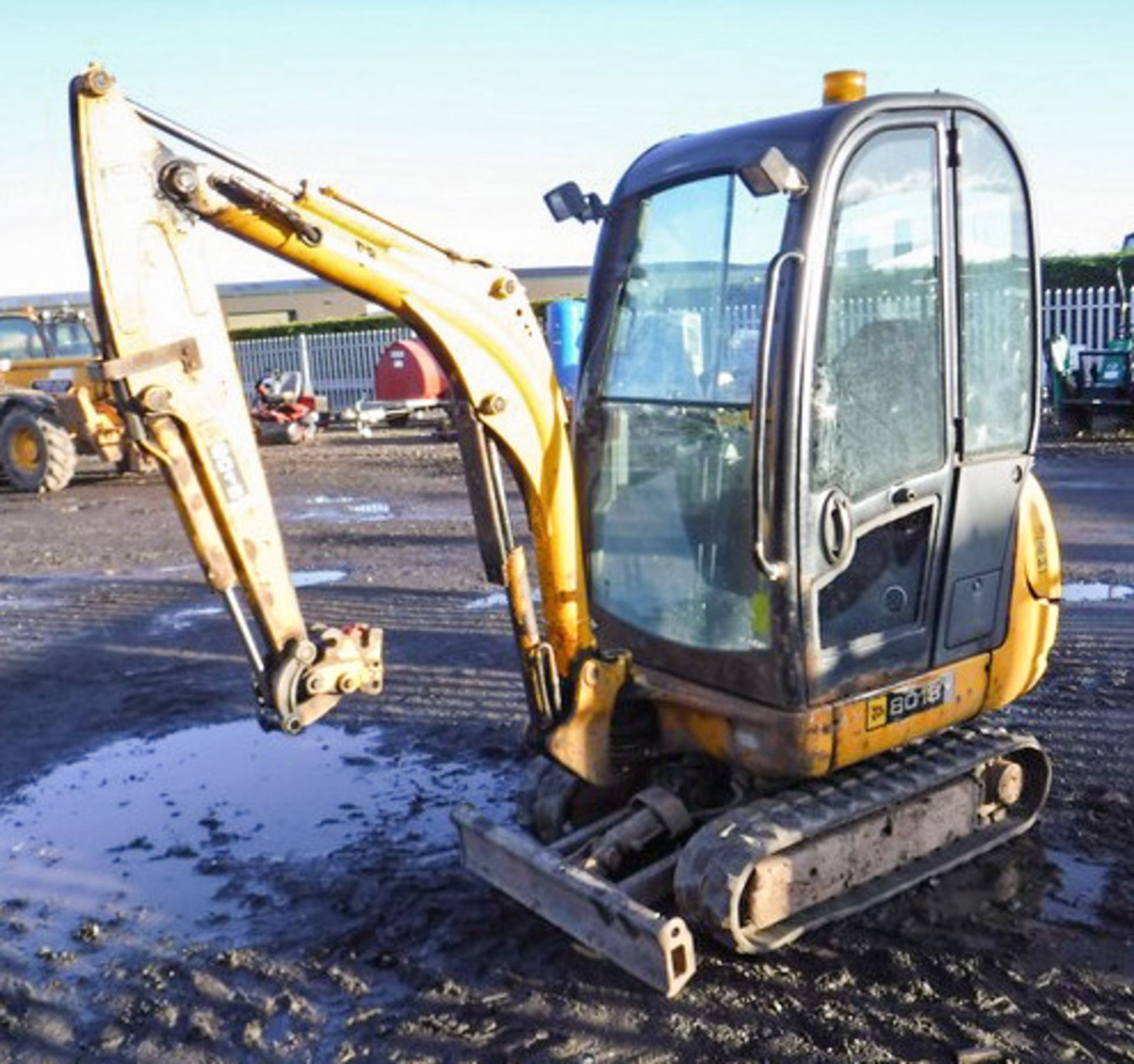 2006 JCB 8018, REG - GN06 JSU, S/N SLP08018GE1047459, RUBBER TRACKS. 2526 HRS (NOT VERIFIED)