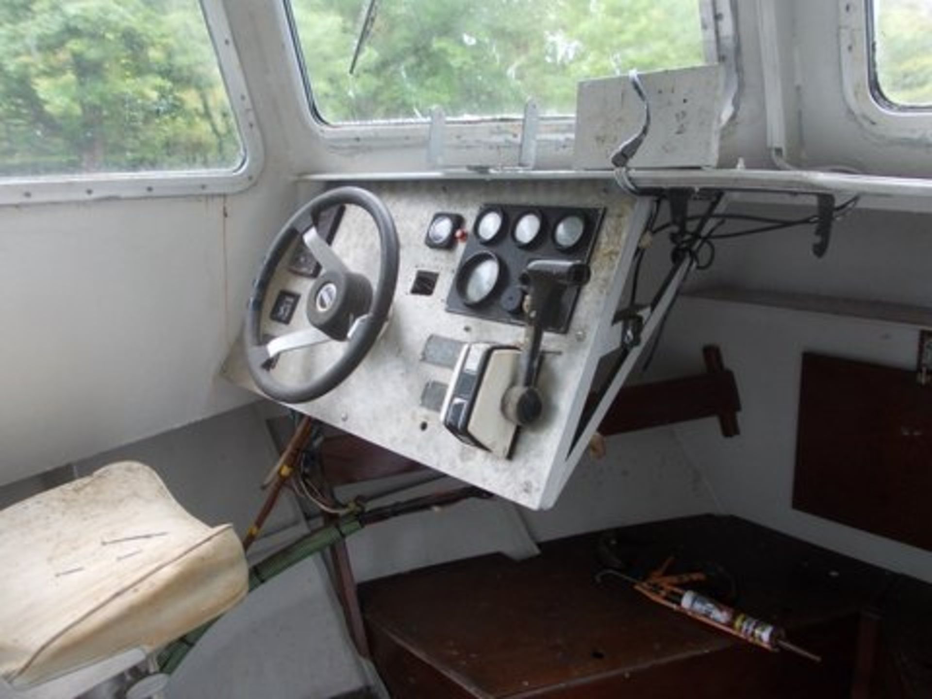 28FT (APPROX) STEEL WORK BOAT ** 10% BUYERS PREMIUM **** SOLD FROM & VIEWED AT CAMPBELTOWN, VIEWING - Image 6 of 9