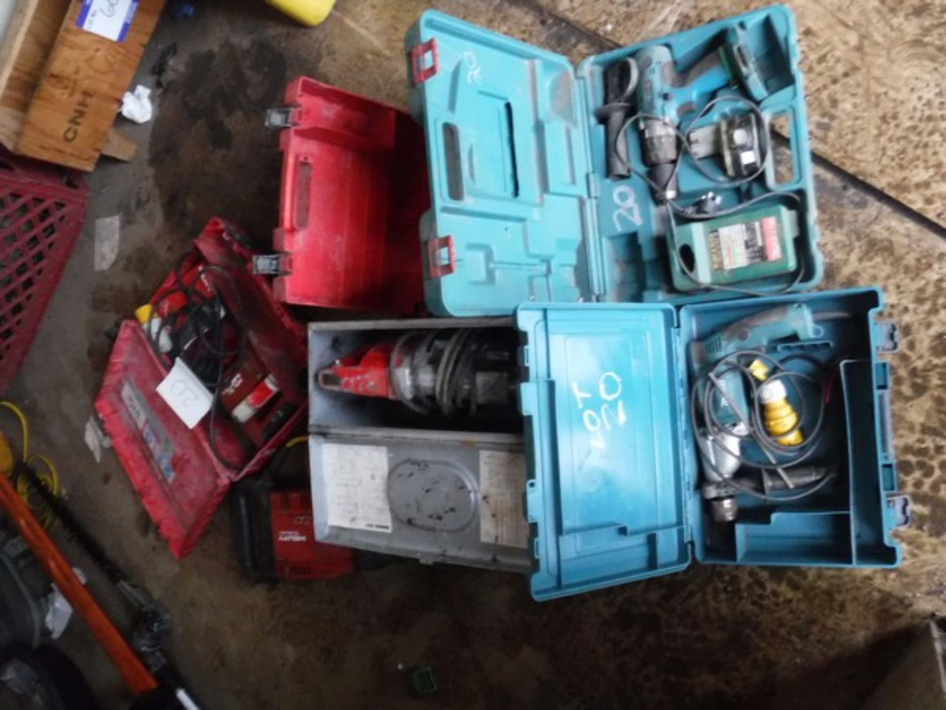 SELECTION OF POWER TOOLS - 1 KANGO BOXED, 2 MAKITAS BOXED, 2 HILTIS BOXED & 1 HILTI NOT BOXED