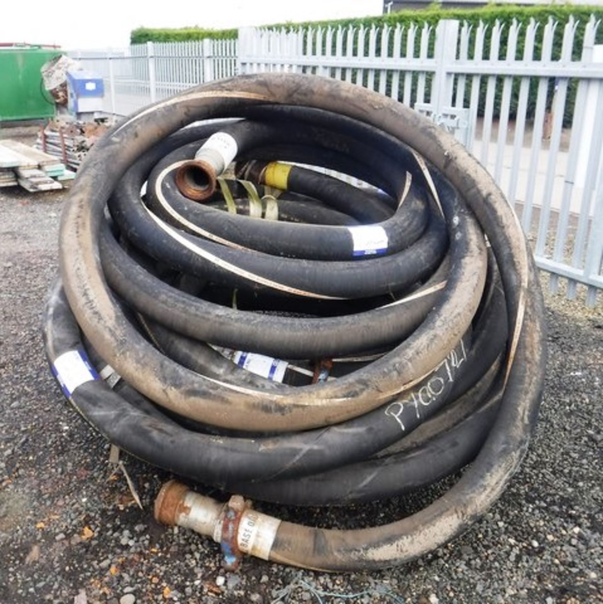 4 X RUBBER HOSES SIZES UNKNOWN