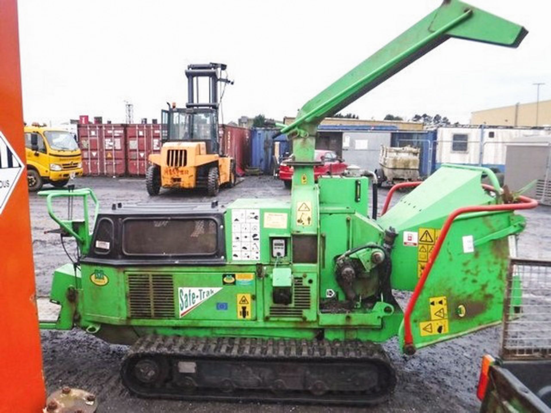 2007 GREEN MECH 7.5" CHIPPER, S/N STC1928MT50, DRY STONED LAST 4 YEARS, STARTS BUT NEEDS NEW BATTERY - Image 3 of 6