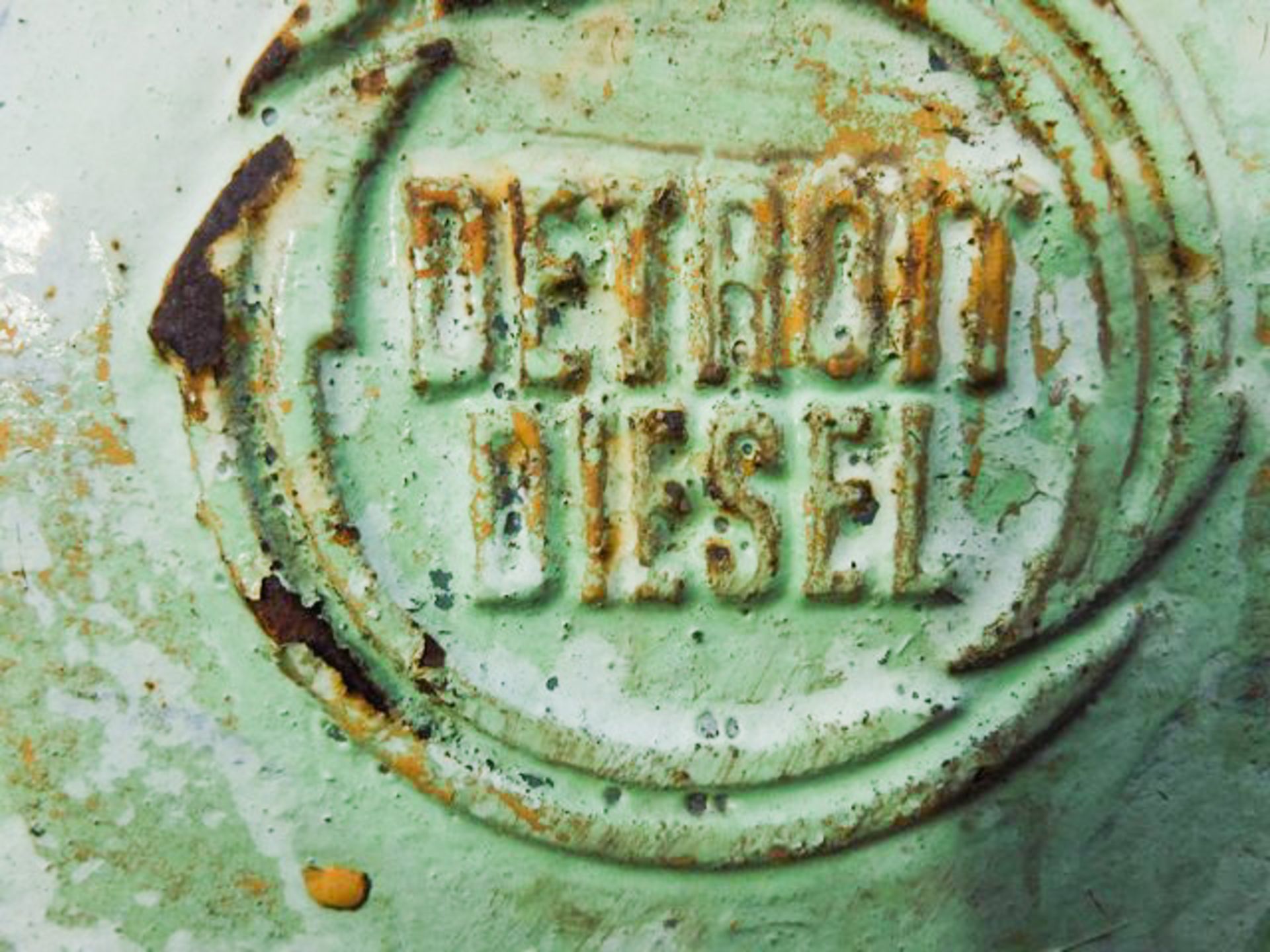 DETROIT DIESEL ENGINE WITH PTO, NO PLATES OR ID NUMBERS - Image 5 of 6