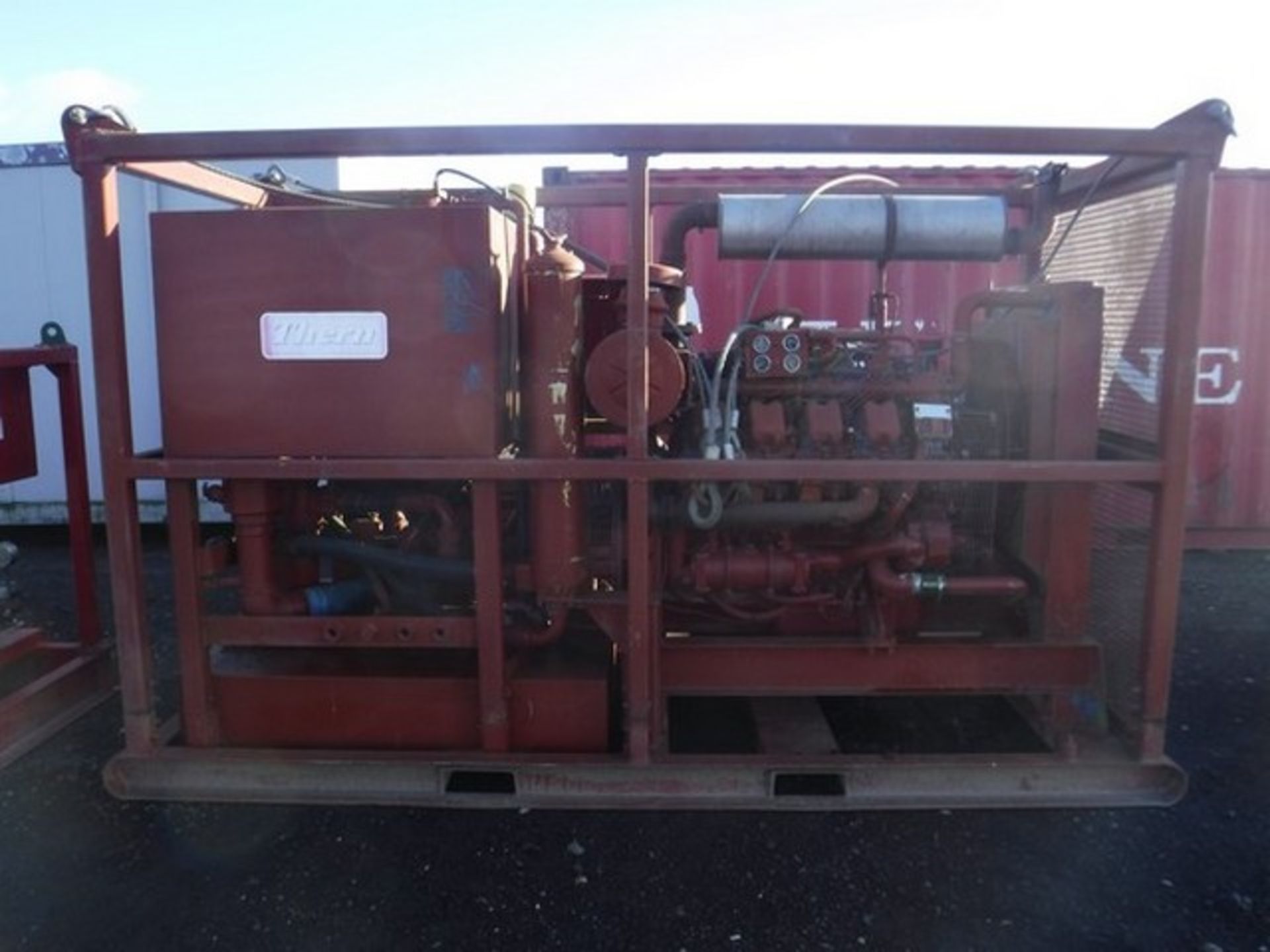 DETROIT DIESEL 6 CYLINDER ENGINE WITH HIGH PRESSURE WATER PUMP FOR CUTTING. KAMAT PUMP (RED IN LIFTI