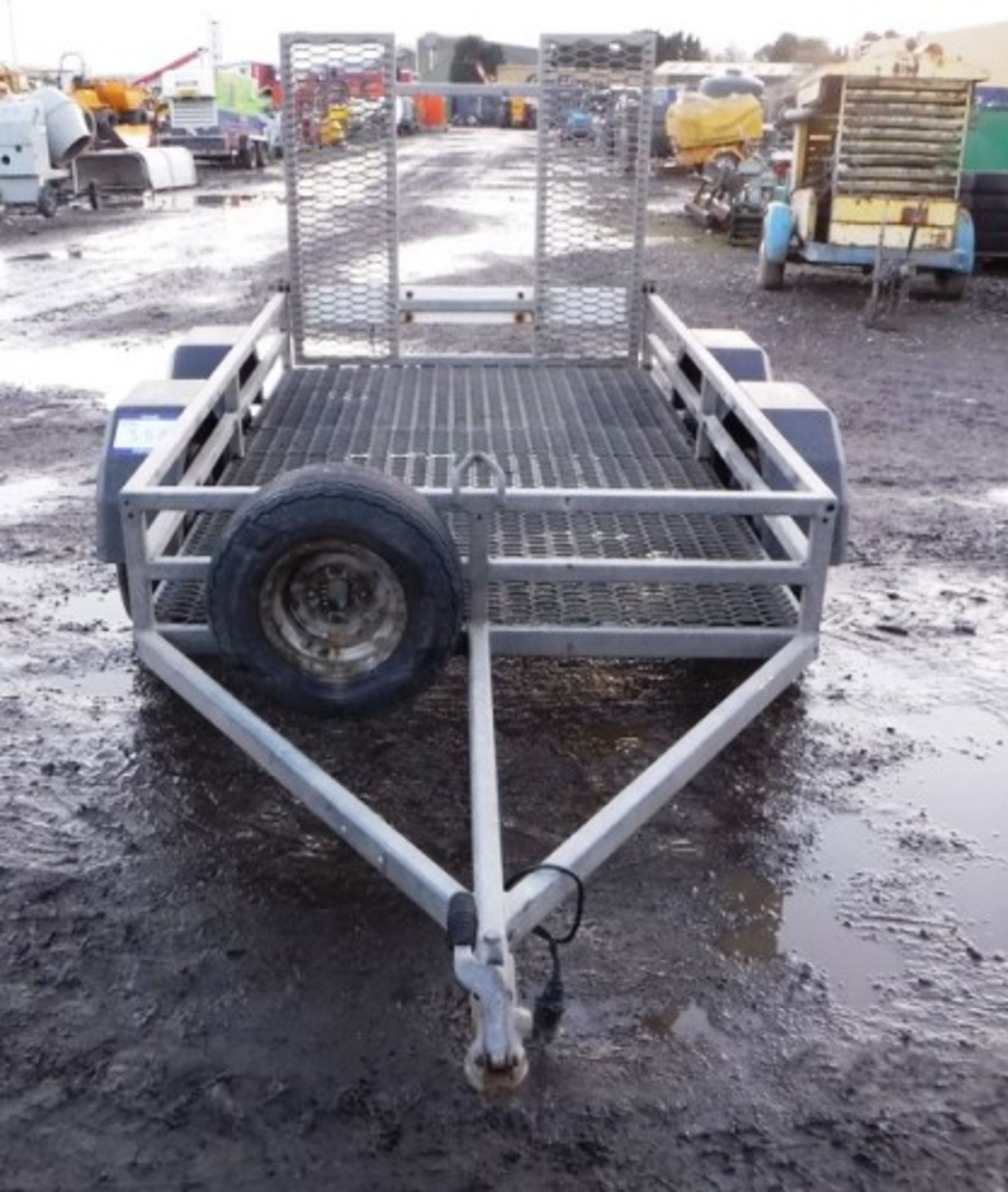 TWIN AXLE GALVANISED ROAD LEGAL TRAILER. FULL RAMP DOOR - Image 4 of 5