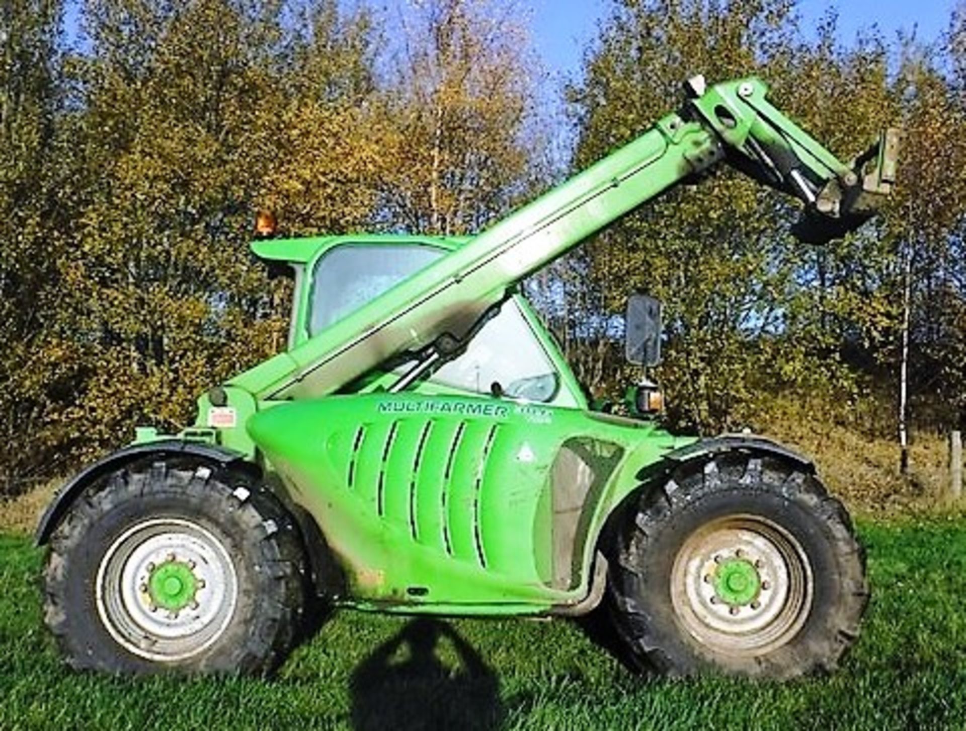 2011 MERLO F30TD01. SN C1053881. REG NO SF11 HVU C/W 1 BUCKET. 2 AXLE 9500KG (REVENUE WEIGHT). 3857 - Image 13 of 18