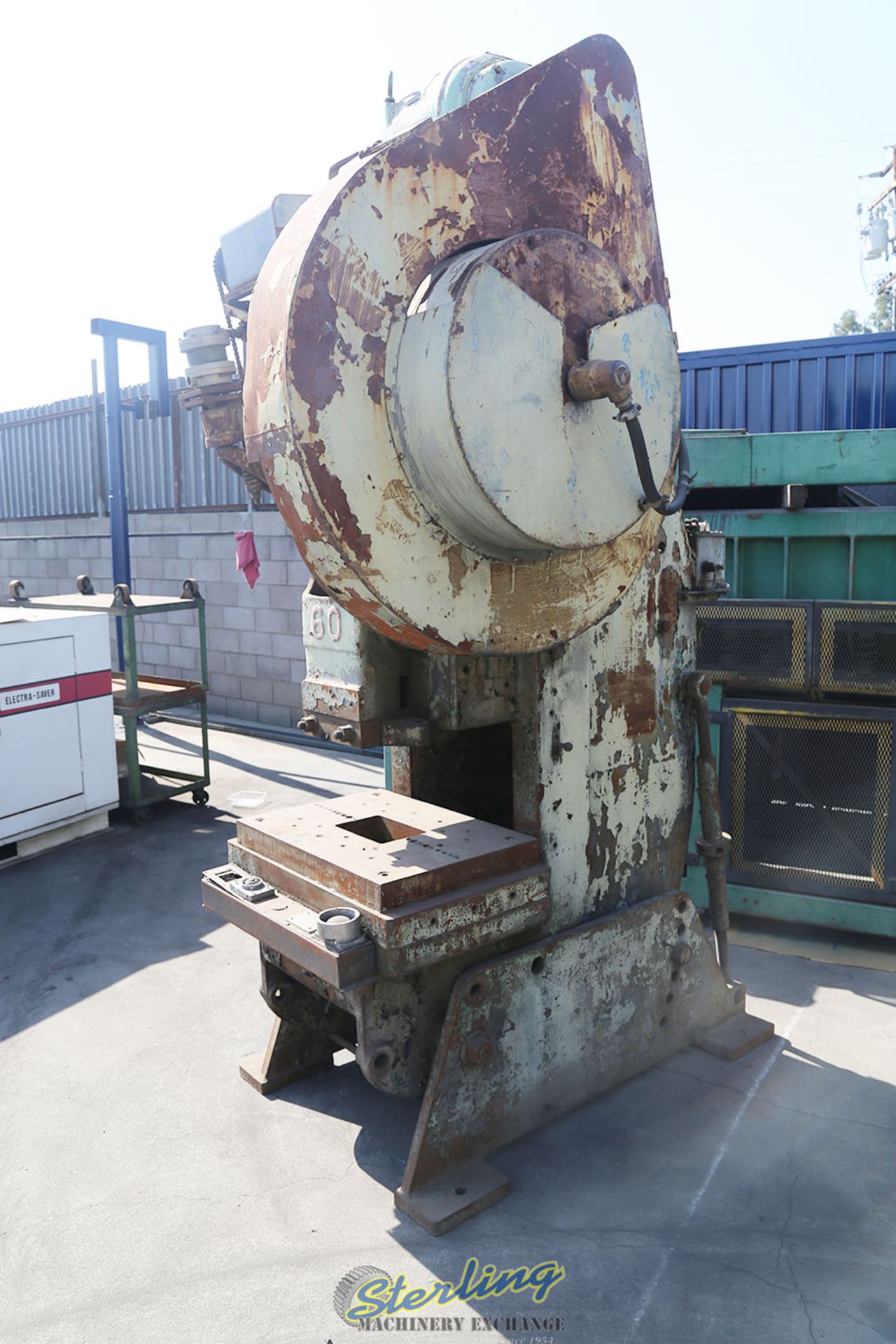 60 Ton x 4" Used Clearing Punch Press, Mdl. #6, Vari-Speed - Image 3 of 6