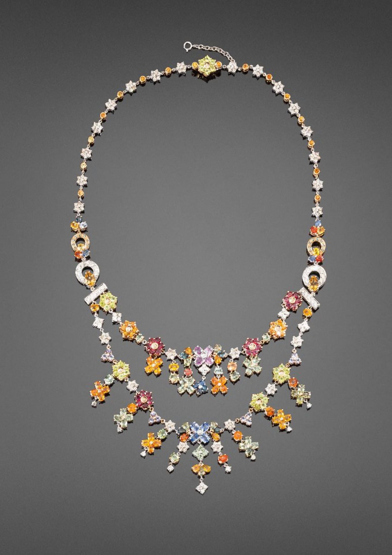 Prachtvolles Brillant-/Saphircollier. Saphire in versch. Farben ca. 22,63 ct. Brillanten ca. 7,89