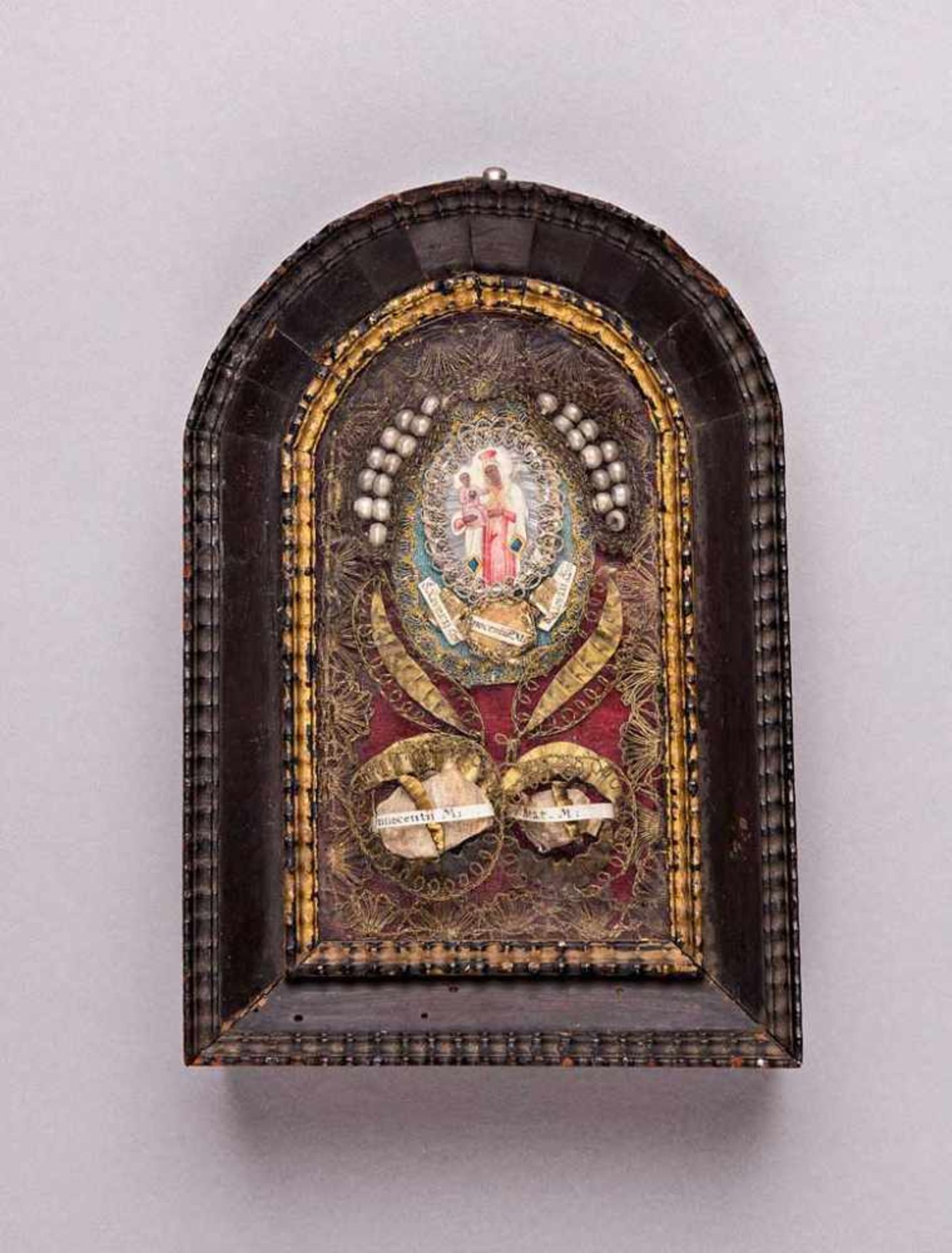 Reliquienbild. Miniatur mit schwarzer Madonna. Reliquien der Heiligen Xaver, Aloisius, Innocent
