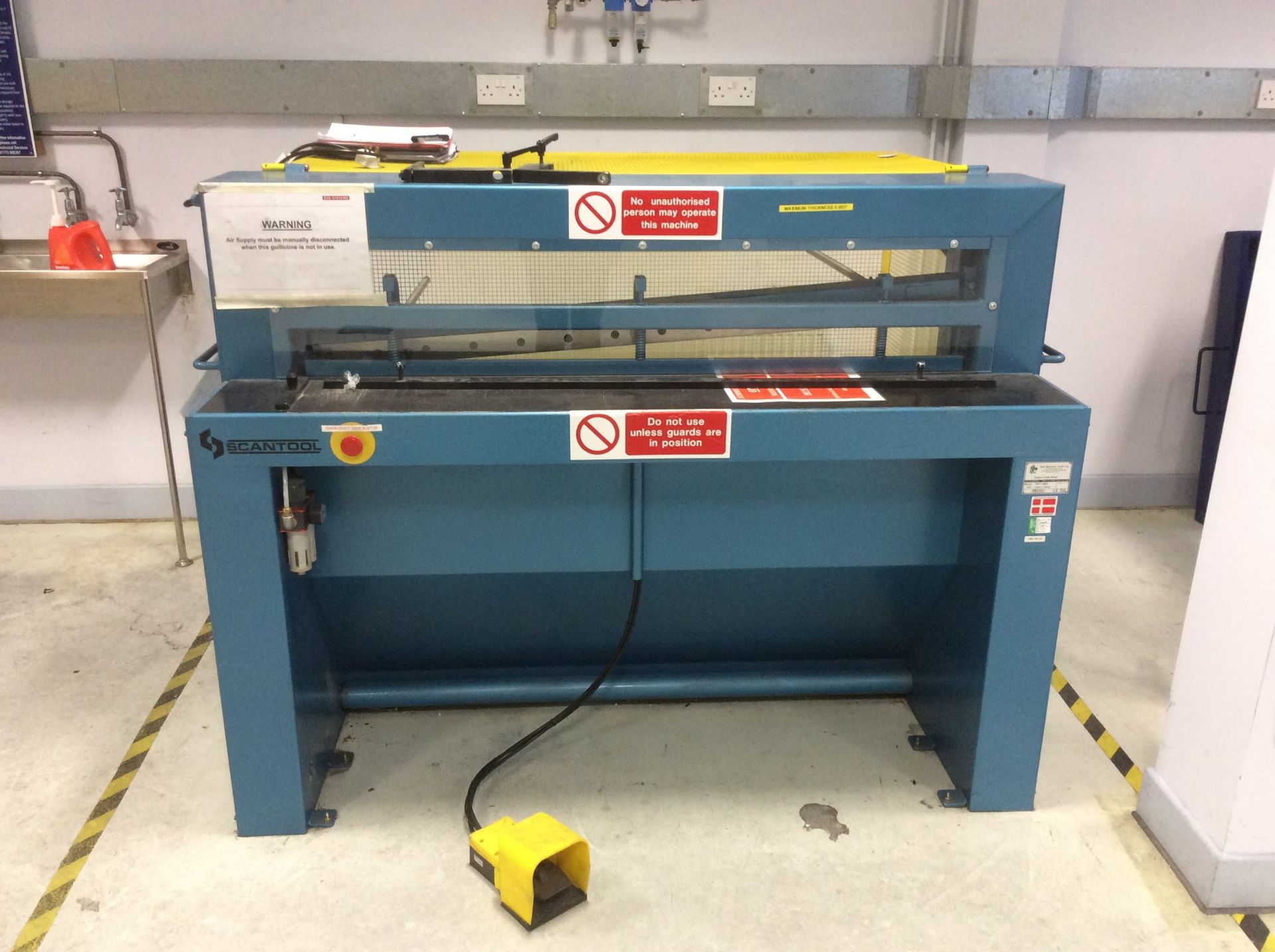 TSP 1300S. Pneumatic Plate Shear