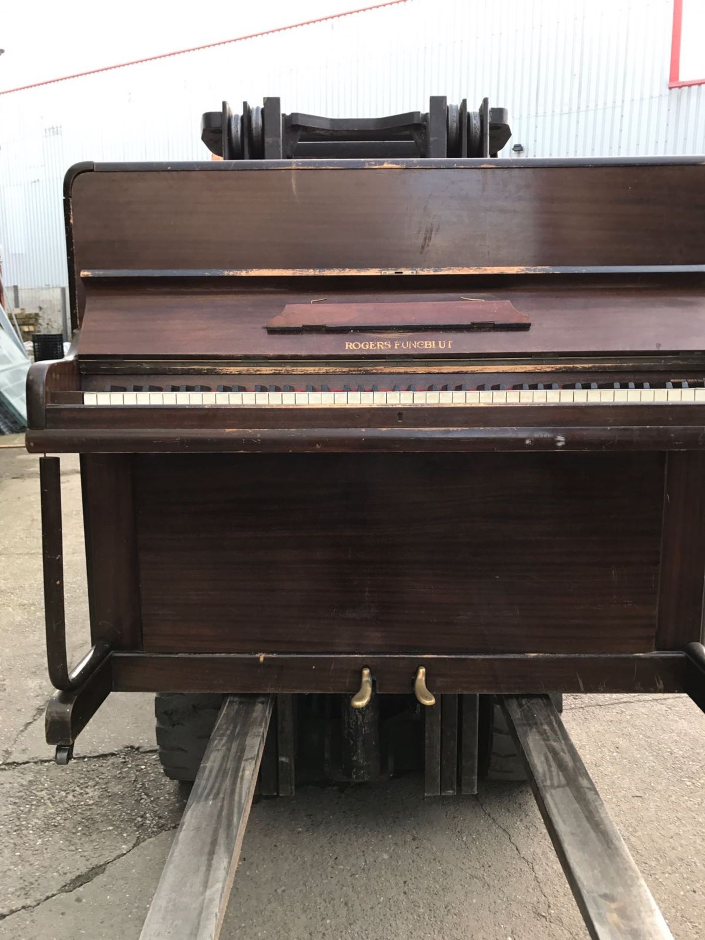Rogers Eungblut Piano
