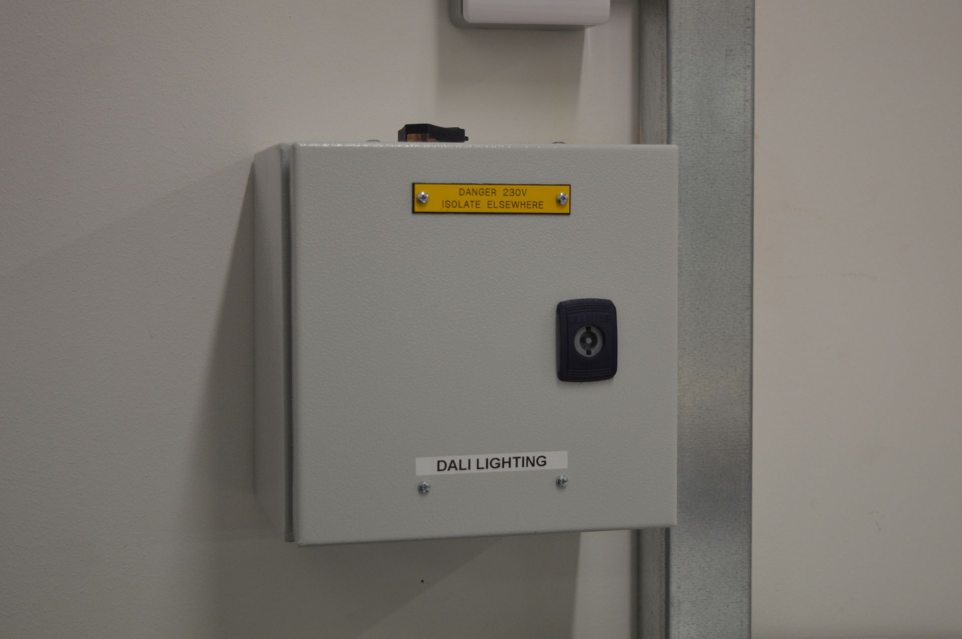 Environmental Control System - Image 5 of 10