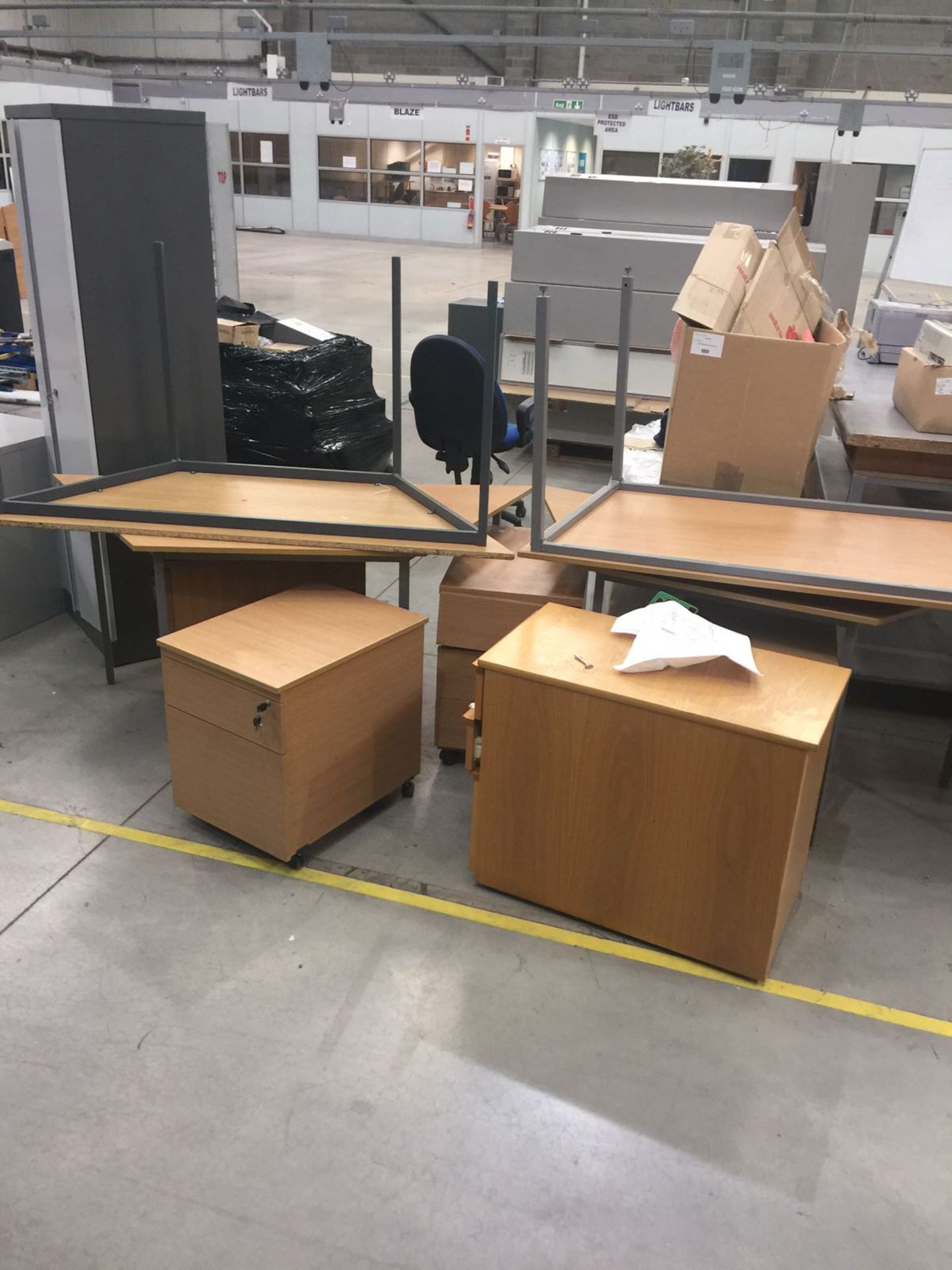 Mixed Job Lot of Office Furniture