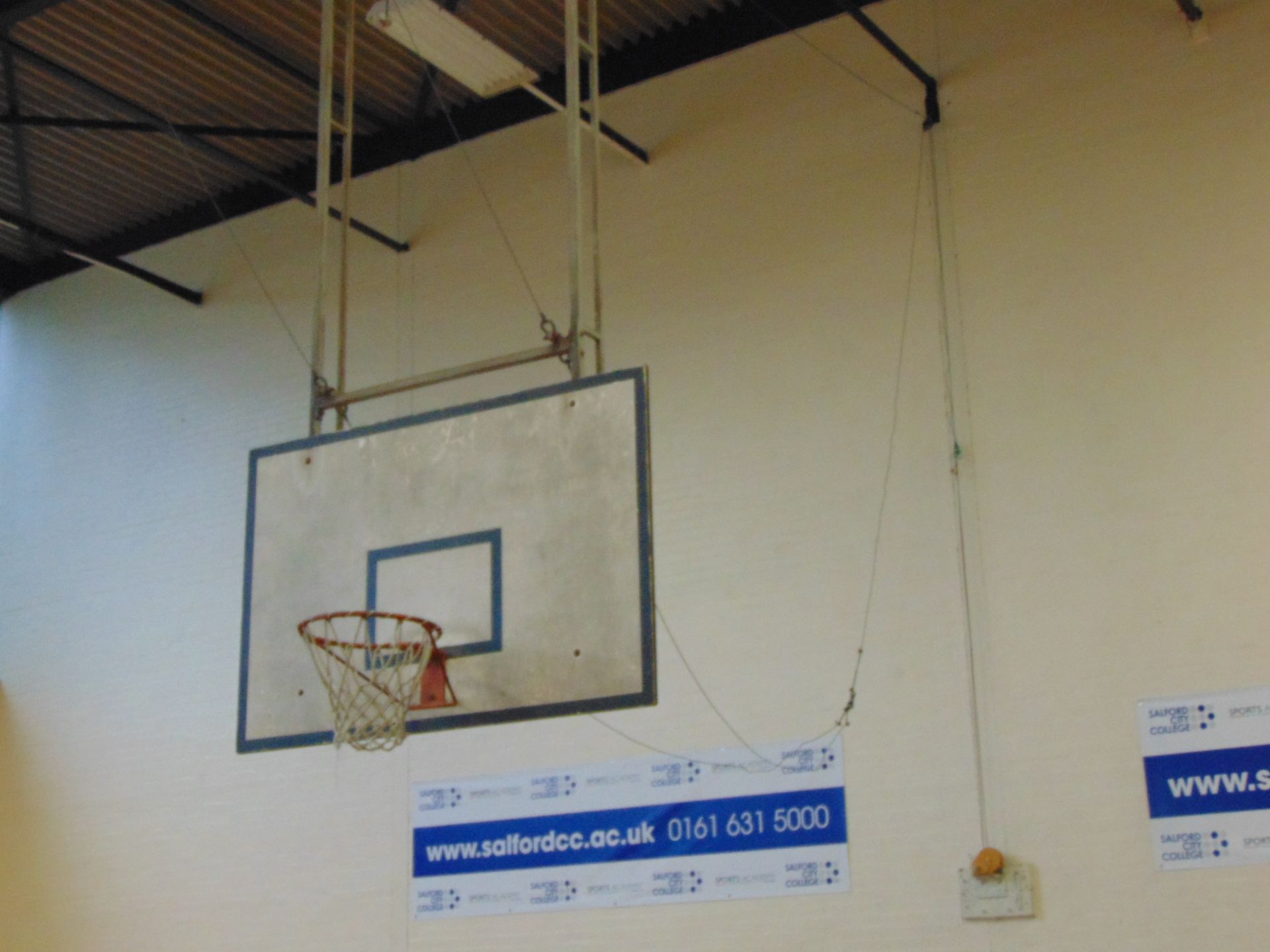 Folding Basketball Court Hoops x 2 - Image 4 of 8