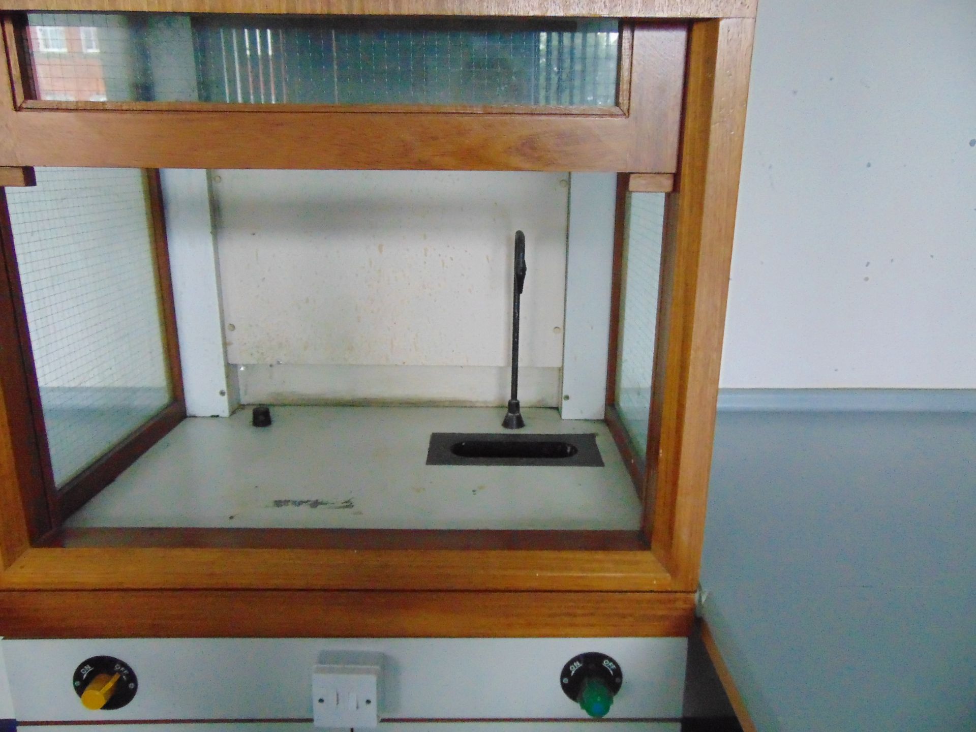 Fume Extraction Cabinet With Sink - Image 2 of 4