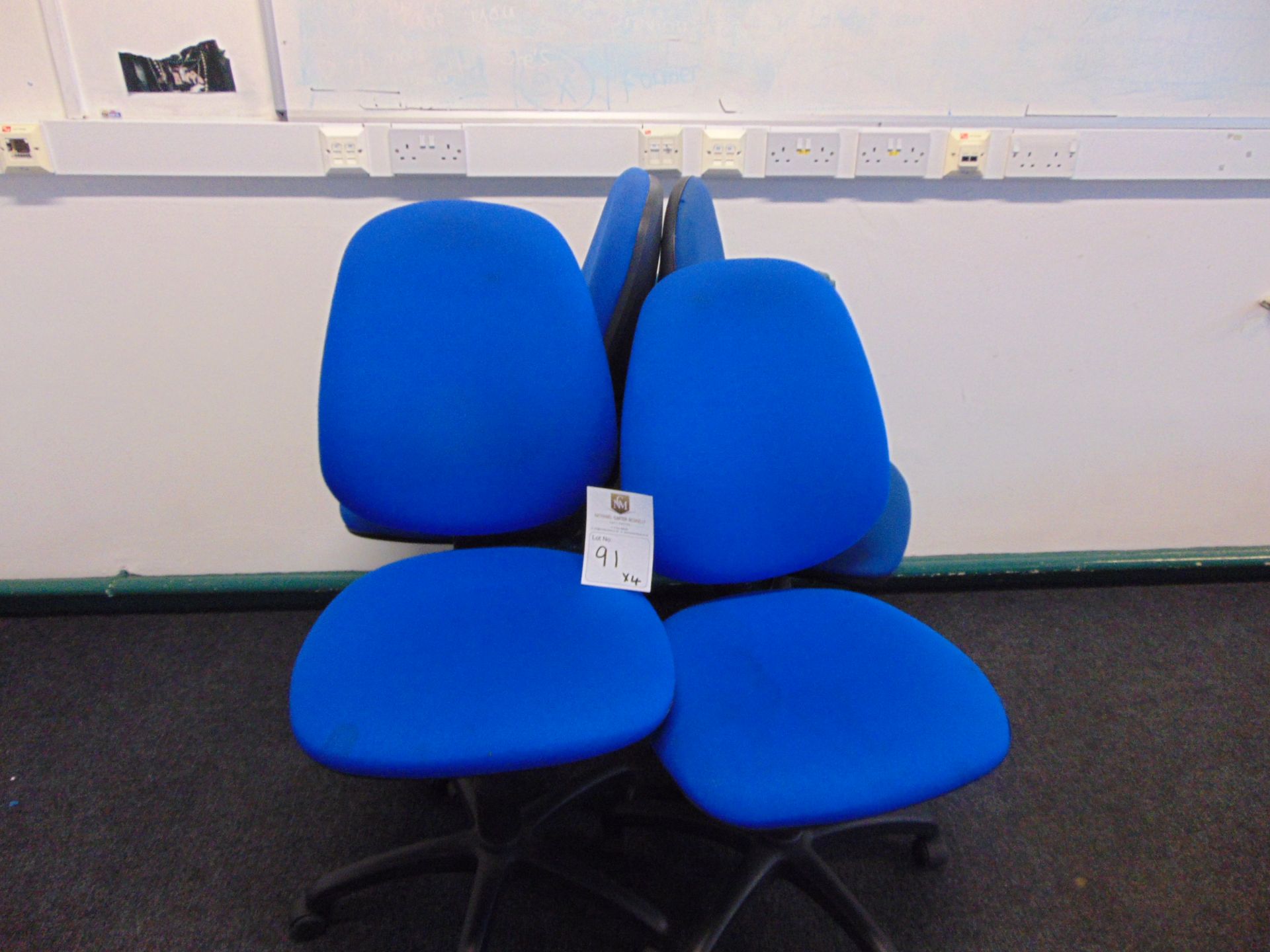 x 4 Blue Office Chairs